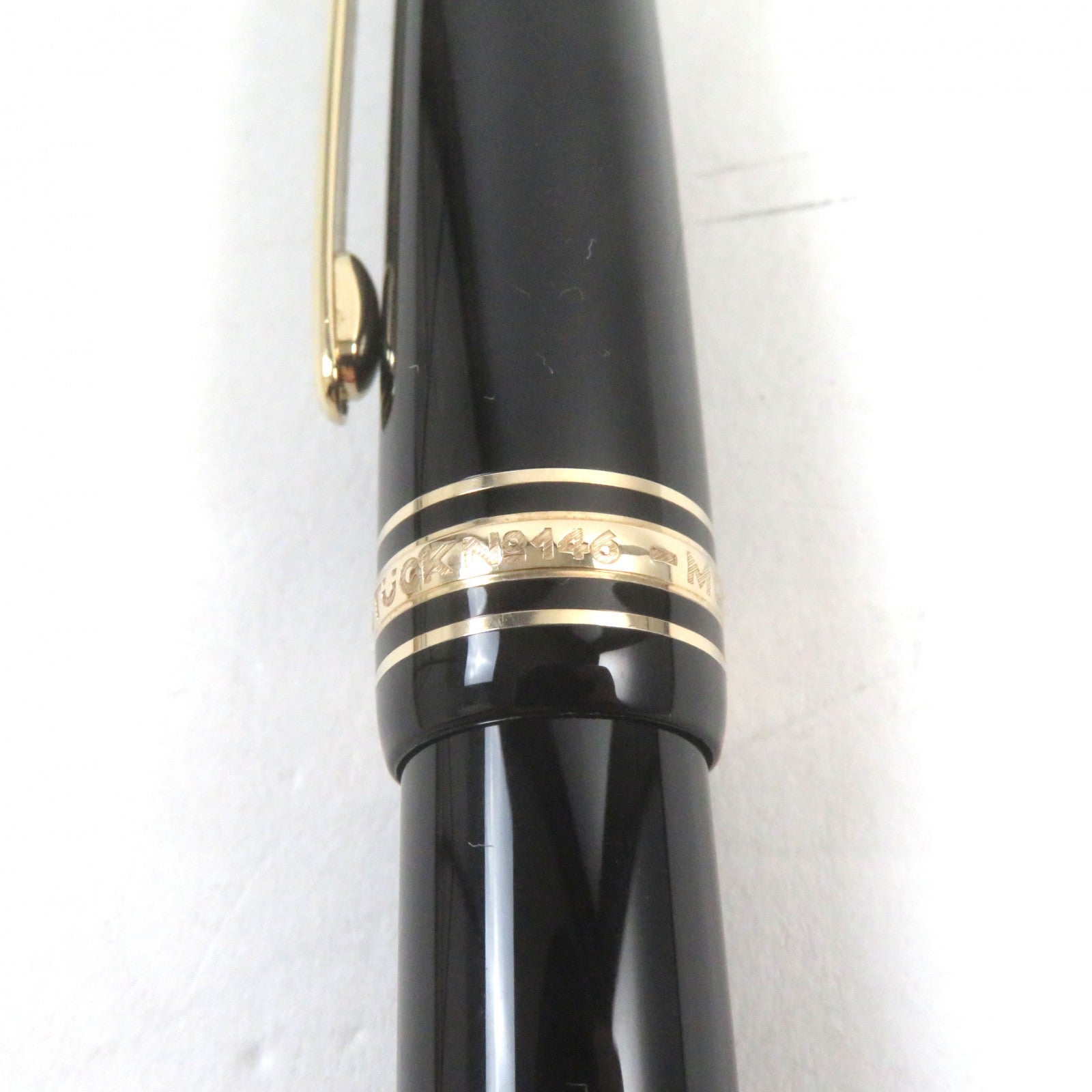 Montblanc Meisterstuck No.146 Fountain Pen Black Gold