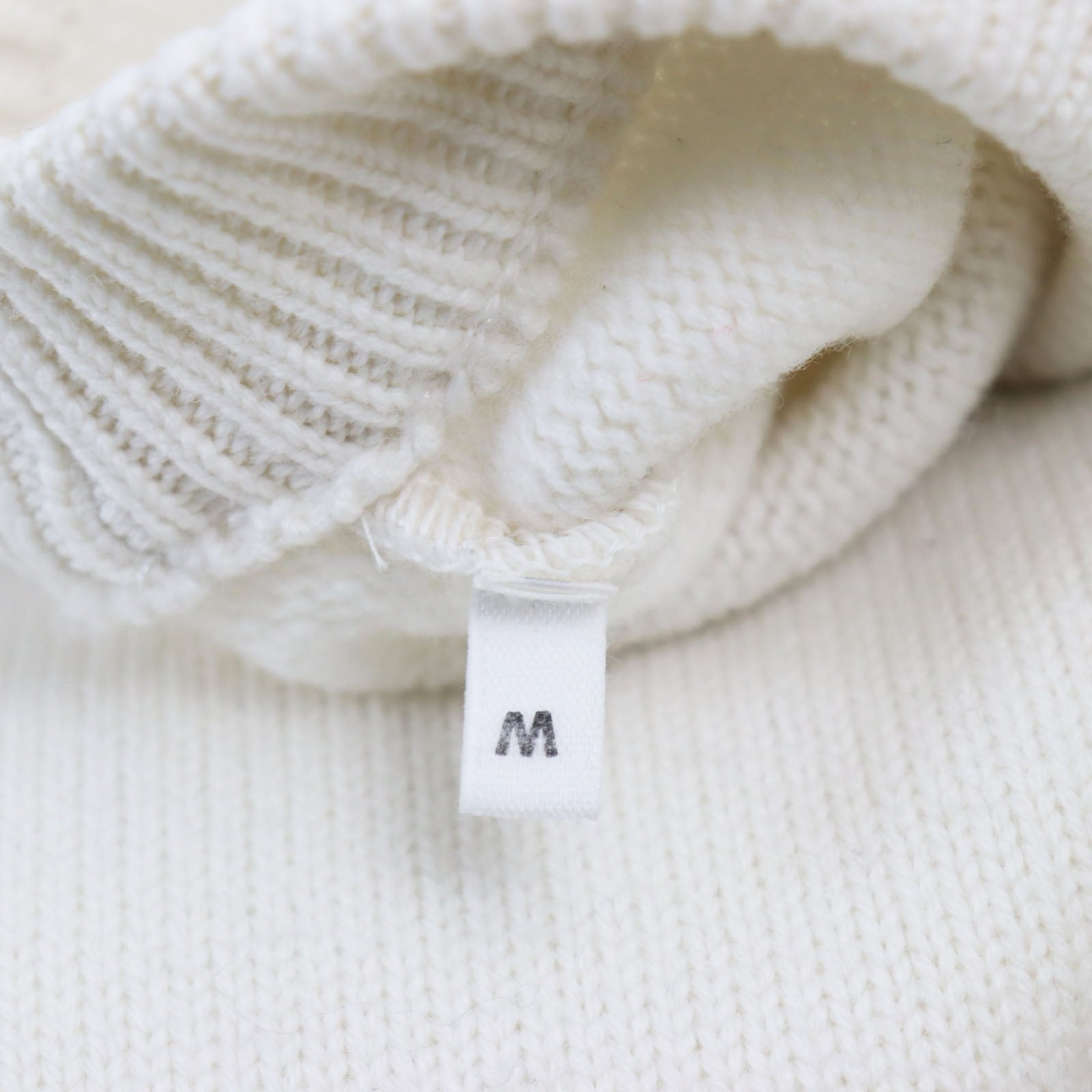 AMI Paris Wool Heart Logo Knit Sweater Ivory M