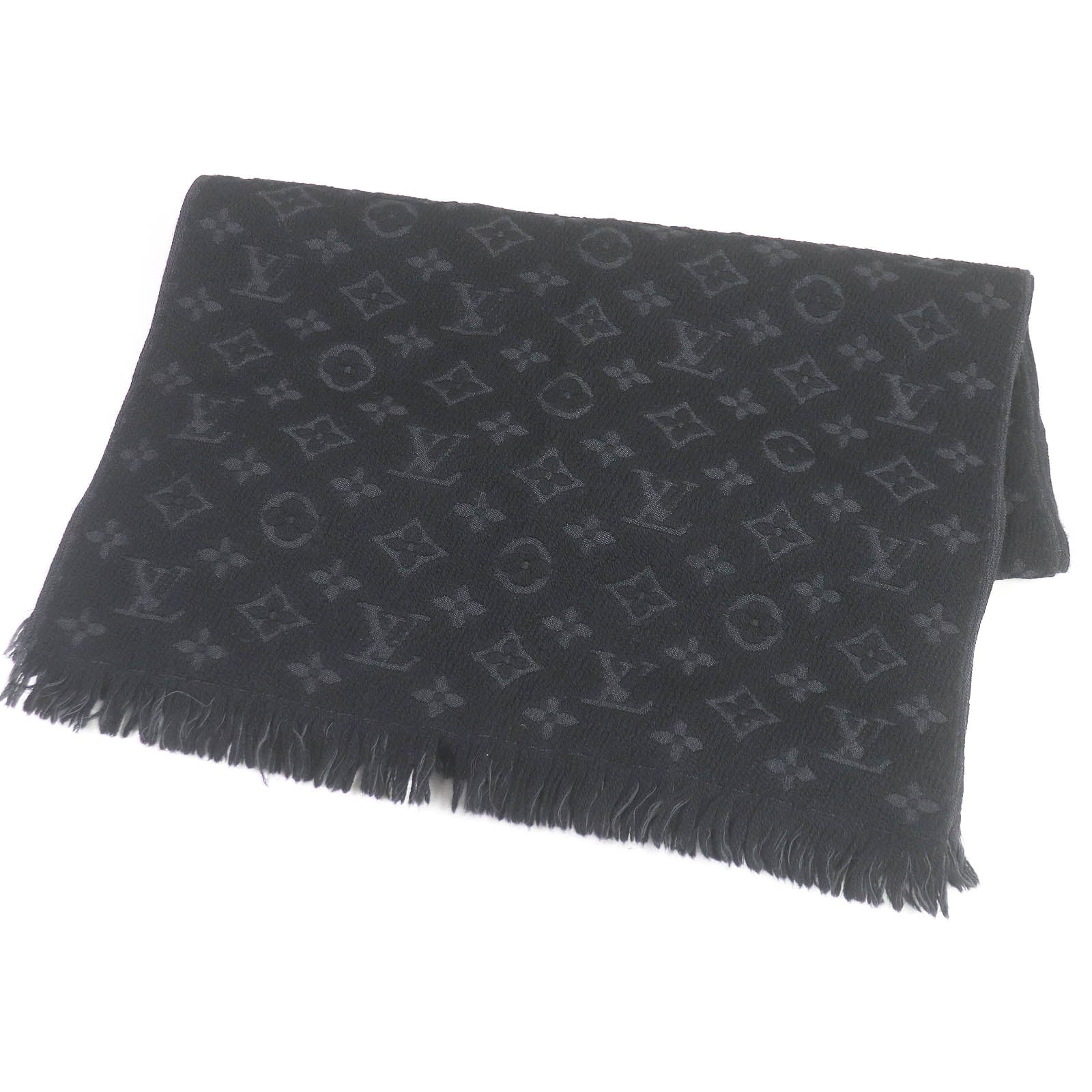 Louis Vuitton Monogram Wool Scarf M70520