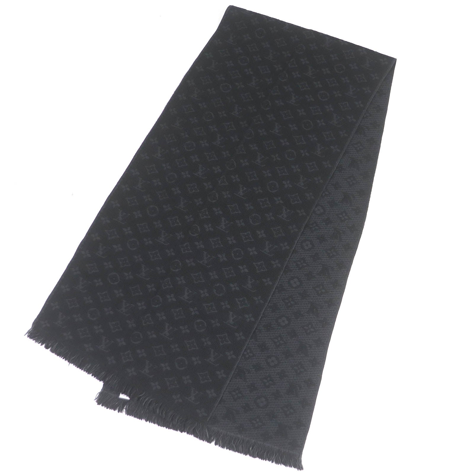 Louis Vuitton Monogram Wool Scarf M70520