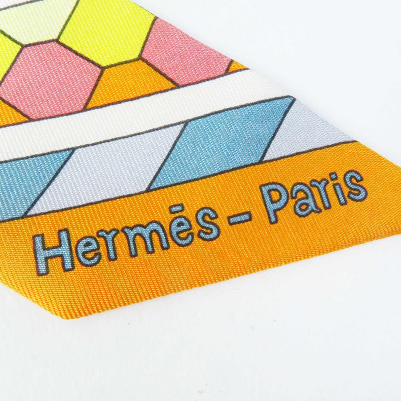 HERMES Twilly Les Murmures de la Foret Silk Scarf