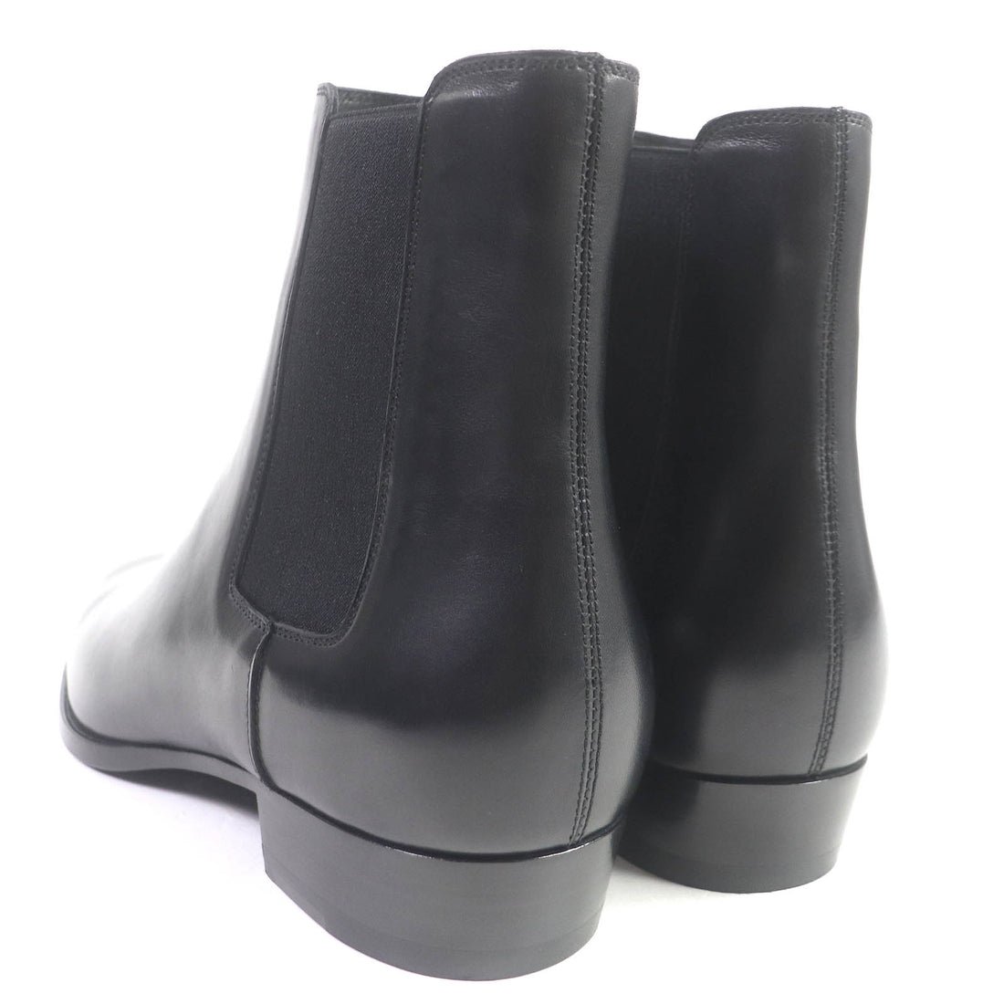 Saint Laurent Wyatt Chelsea Leather Boots Black