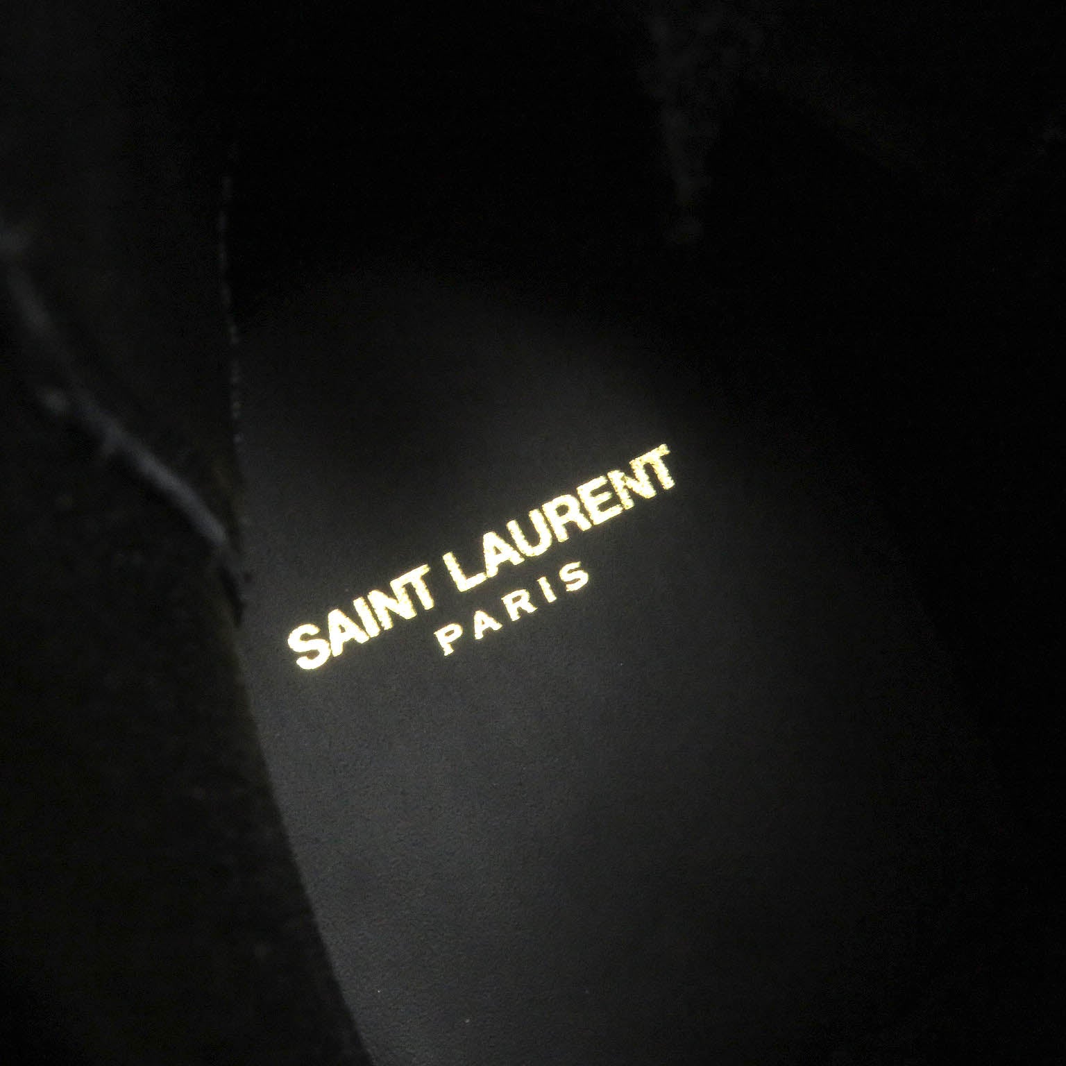 Saint Laurent Wyatt Chelsea Leather Boots Black 43