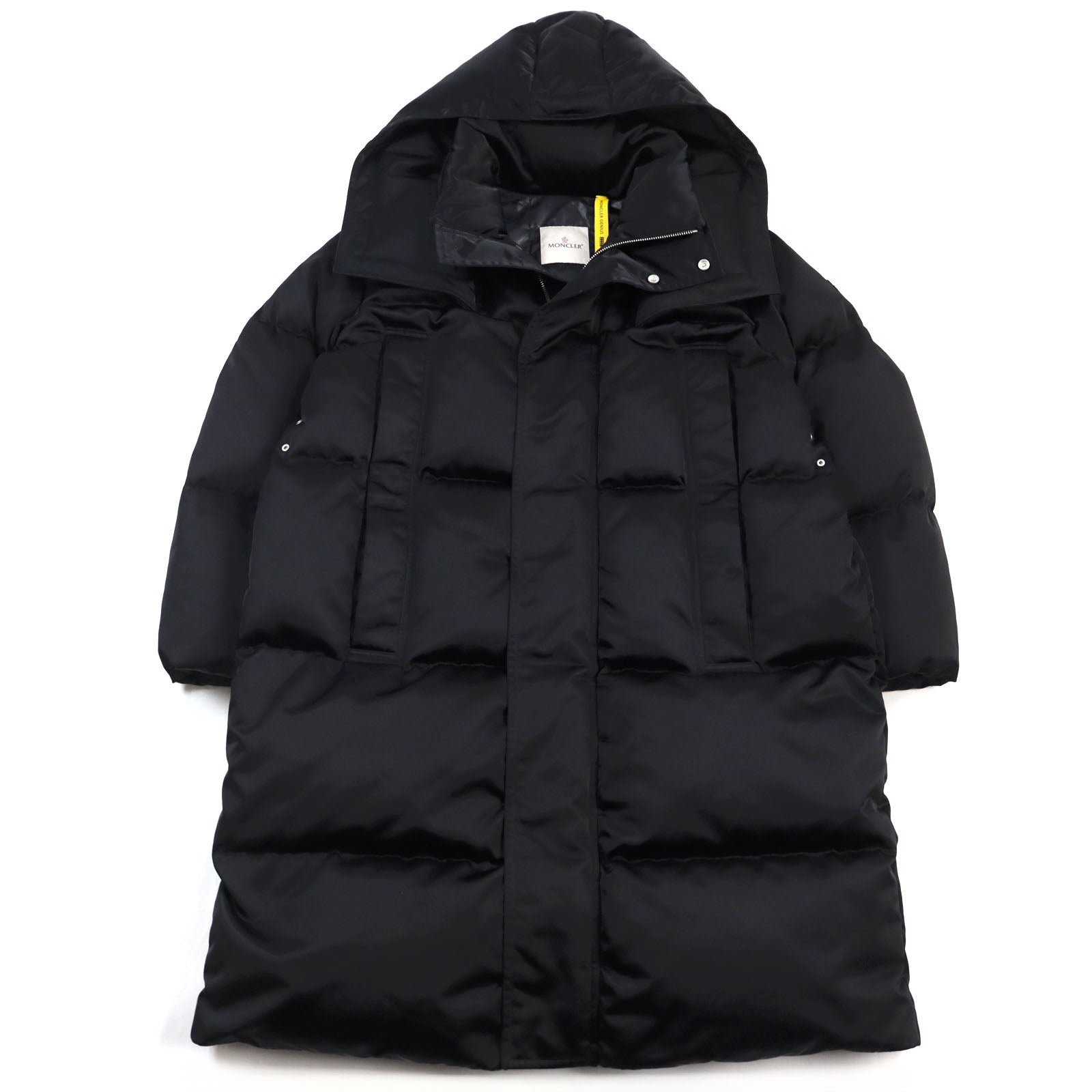 Moncler Prunus Giubbotto Nylon Down Coat Black