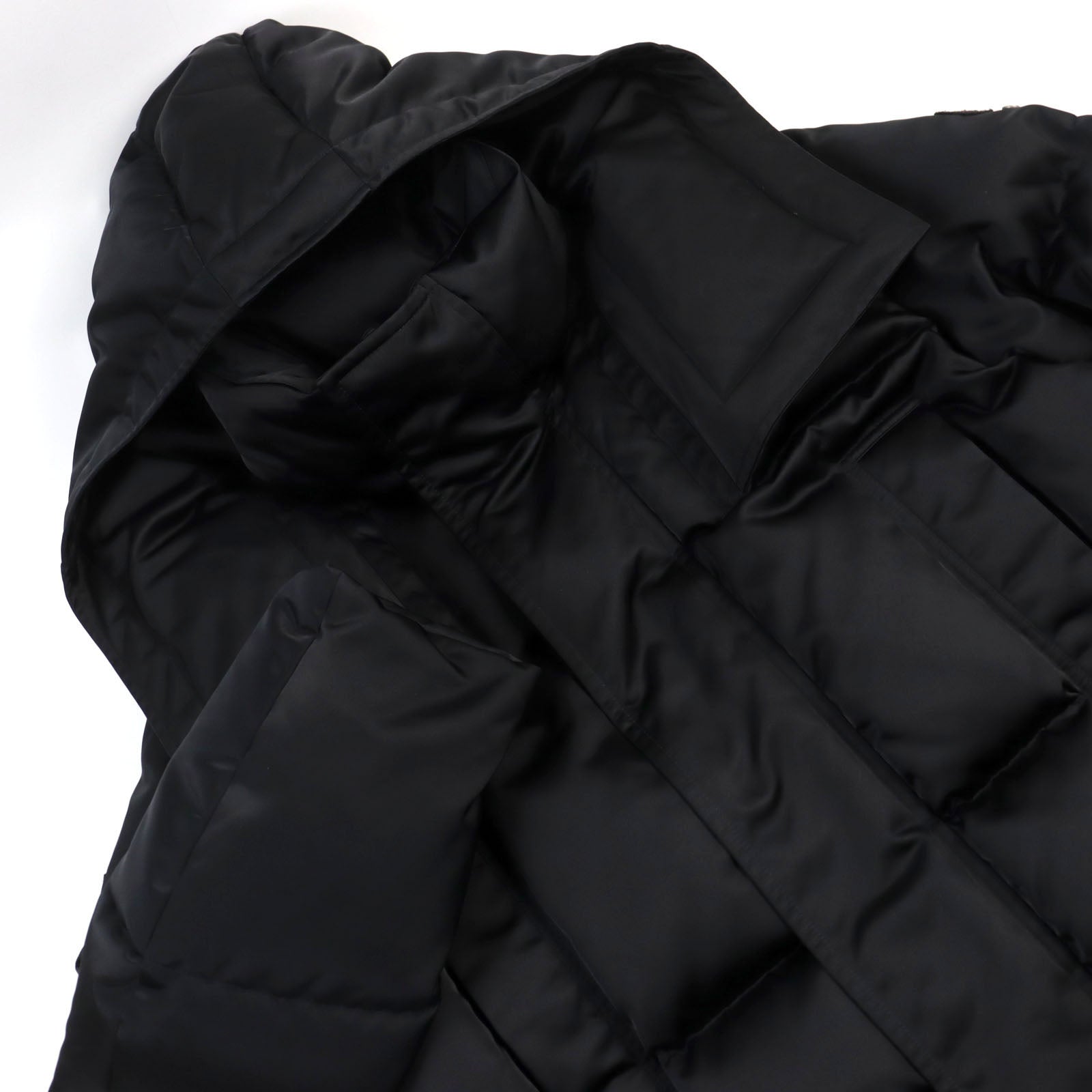 Moncler Prunus Giubbotto Nylon Down Coat Black