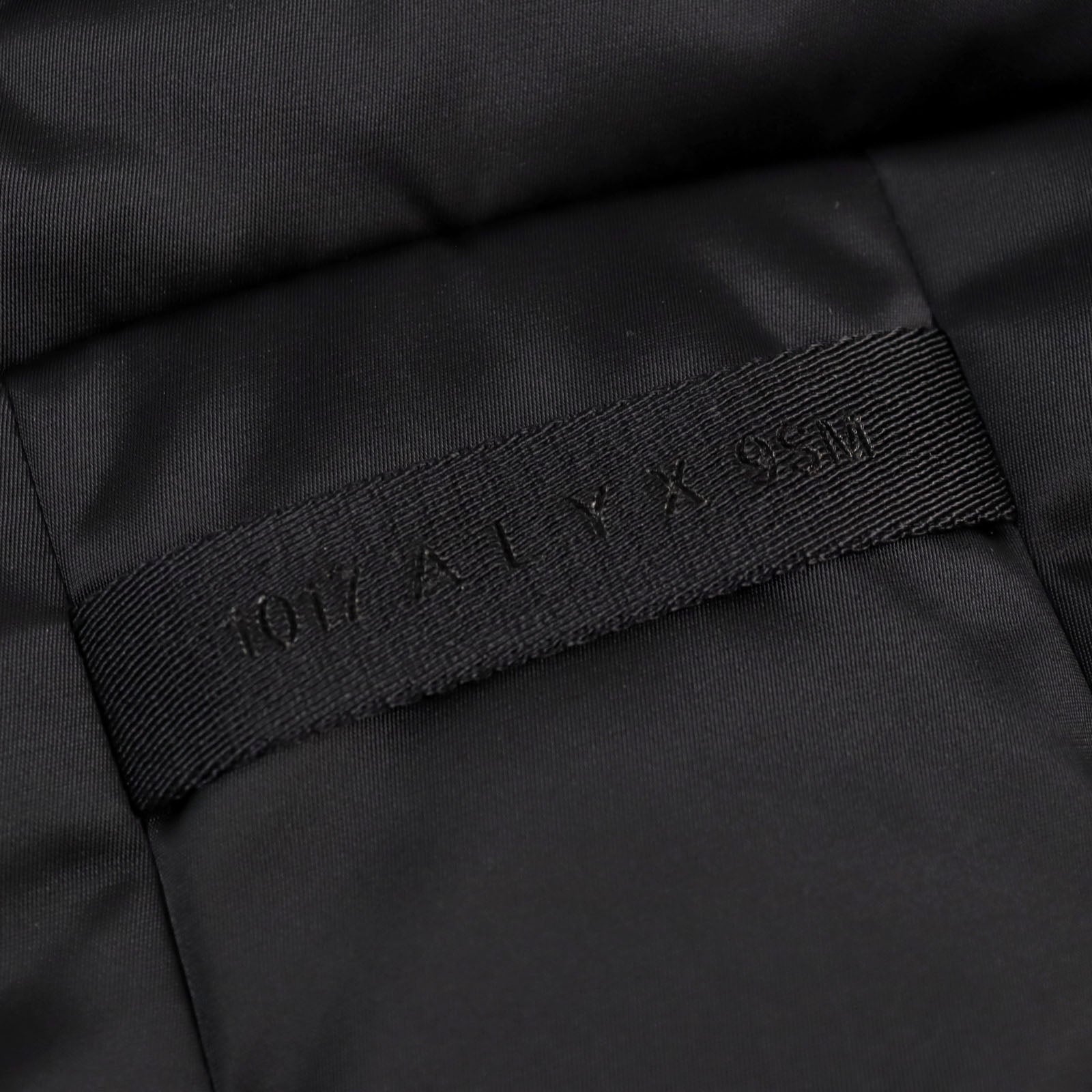 Moncler Prunus Giubbotto Nylon Down Coat Black