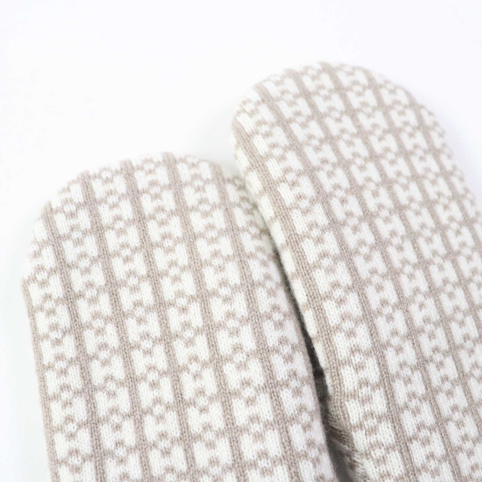 Hermes Cashmere Jacquard Knit Mittens Gloves