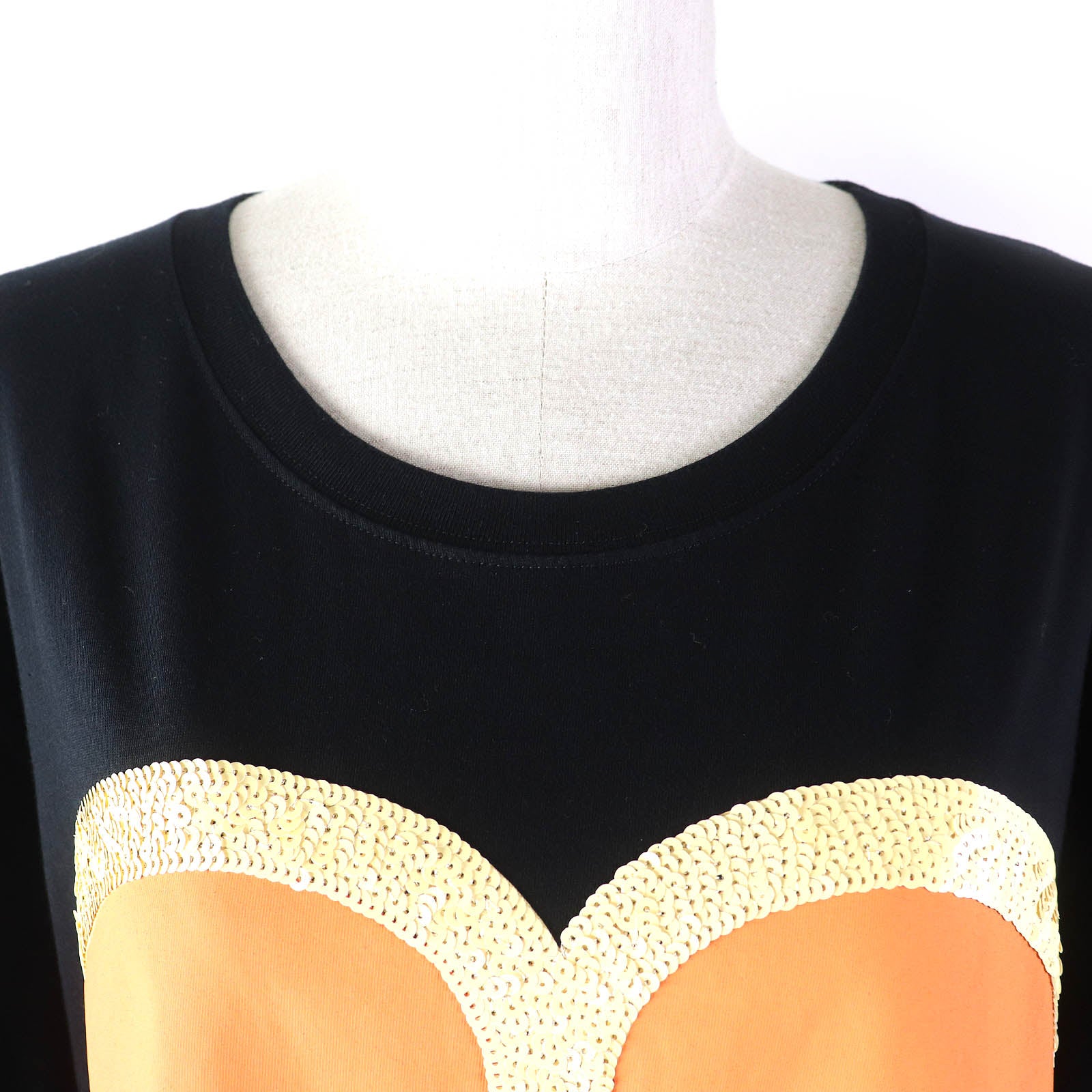 GUCCI Logo Heart Sequins T-shirt Black L