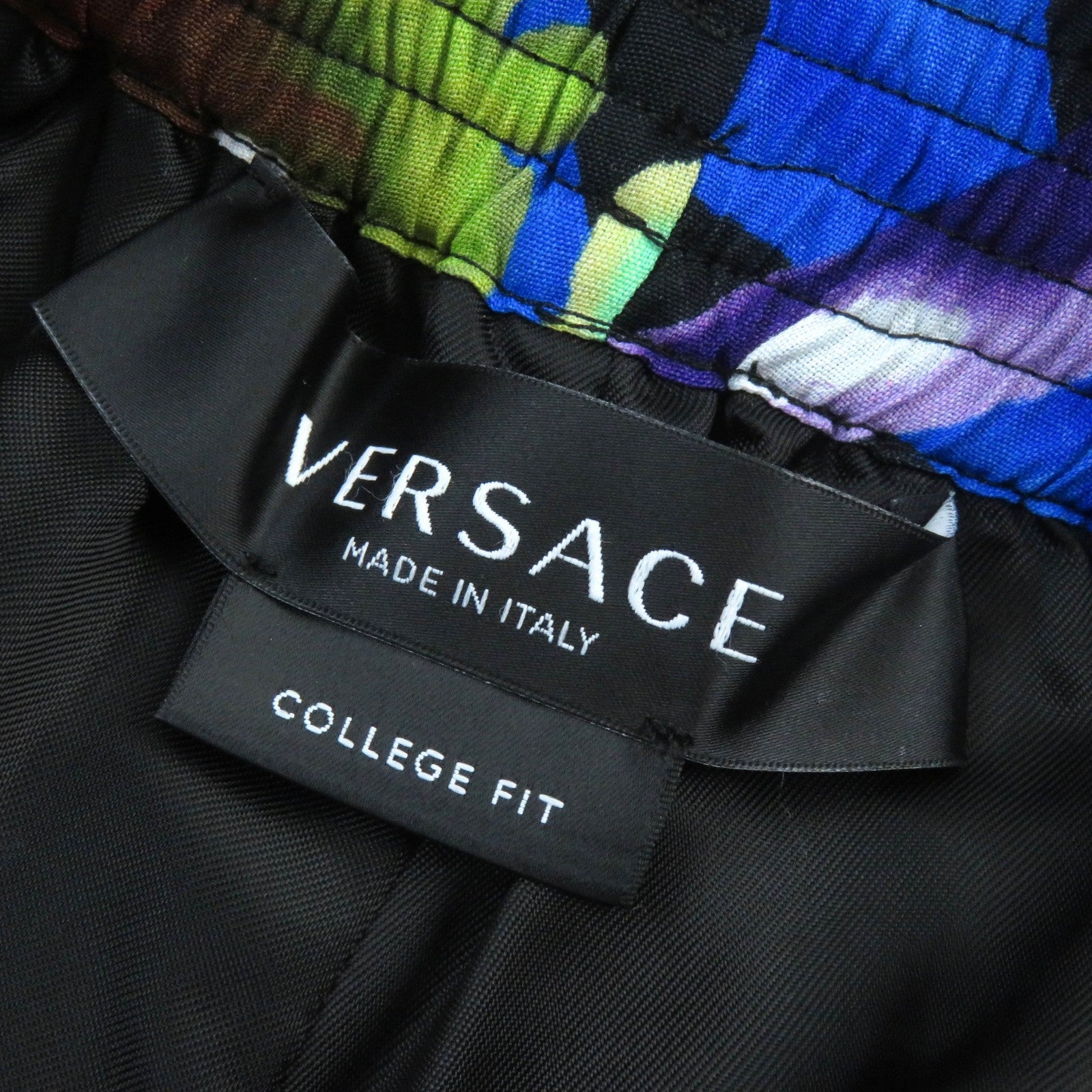 Versace College Fit Pattern Shorts Black 46