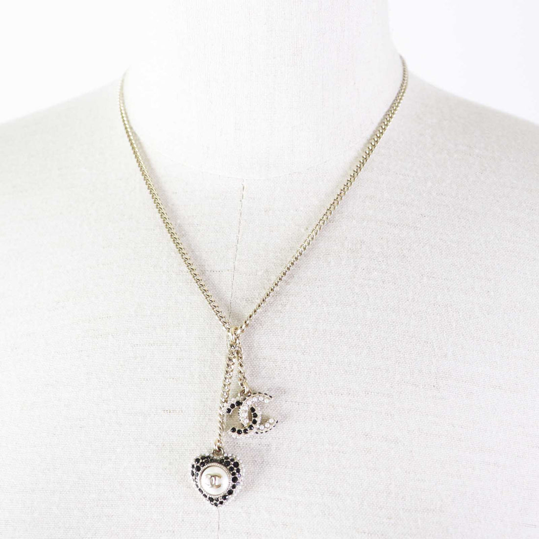 Chanel C22B Pearl COCO Mark Heart Necklace