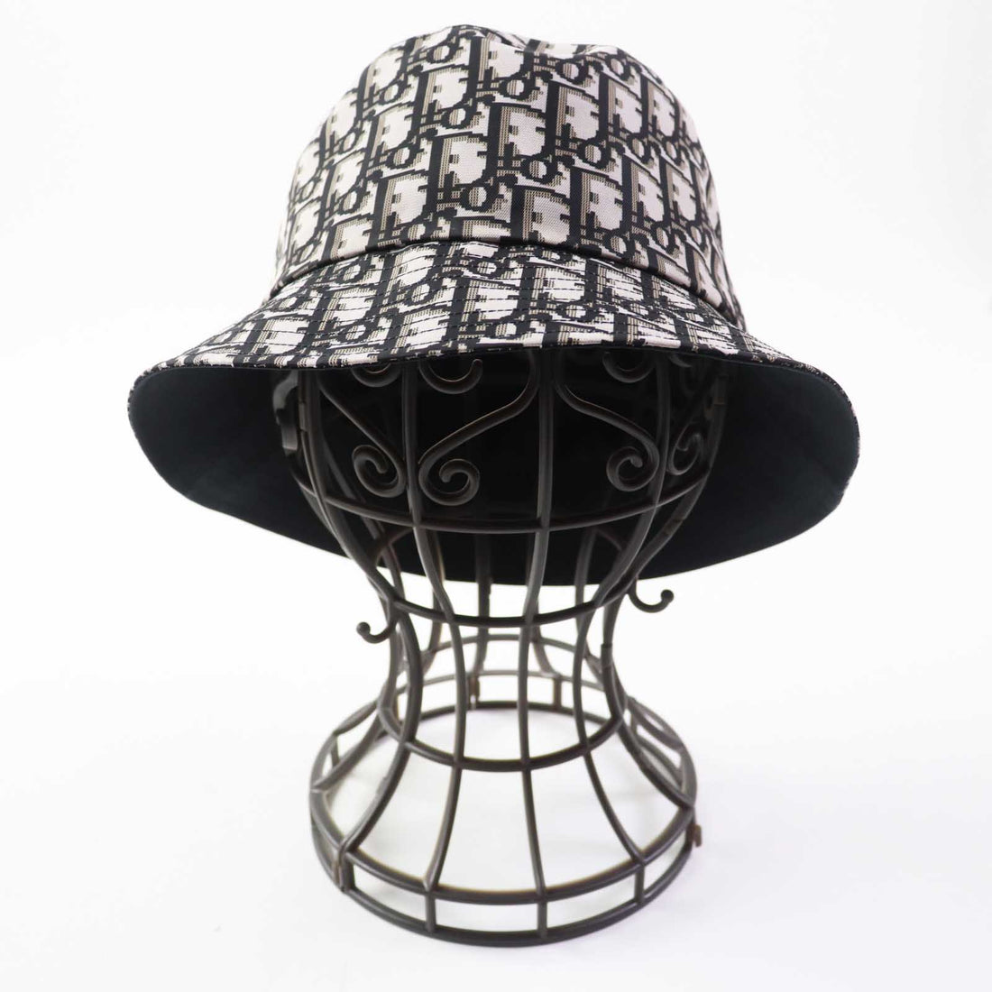 Dior D-LITTLE VICHY REVERSIBLE Bucket Hat