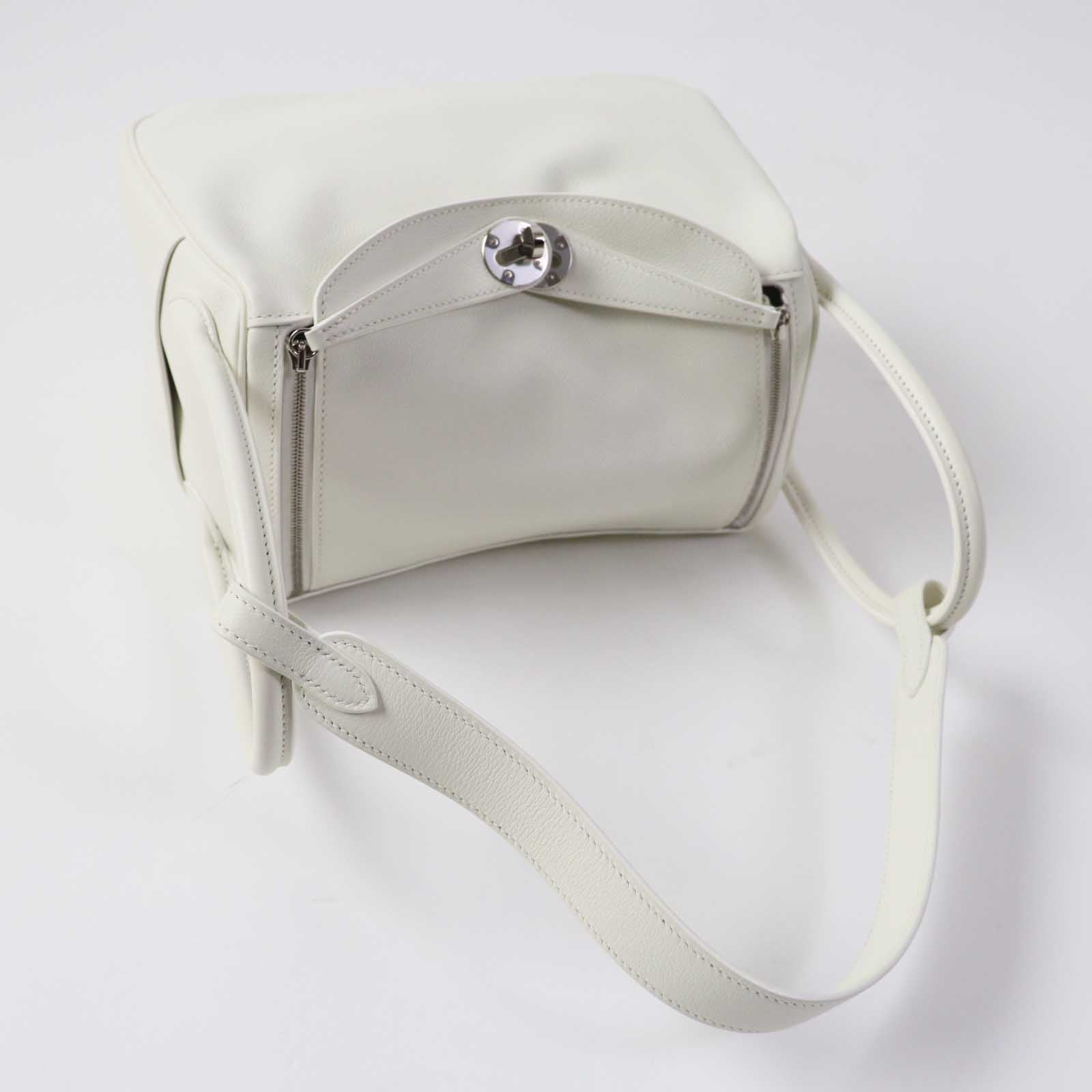 HERMES Lindy 26 Evercolor Shoulder Bag White