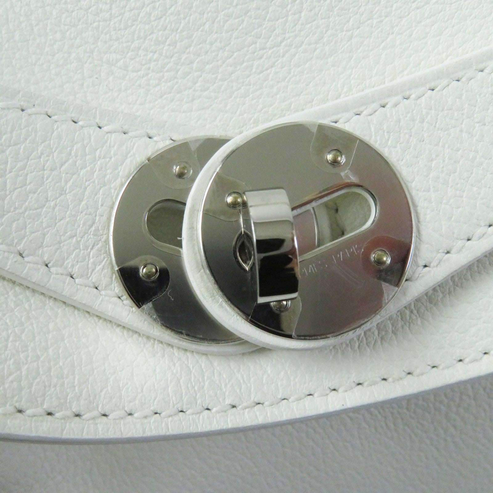 HERMES Lindy 26 Evercolor Shoulder Bag White