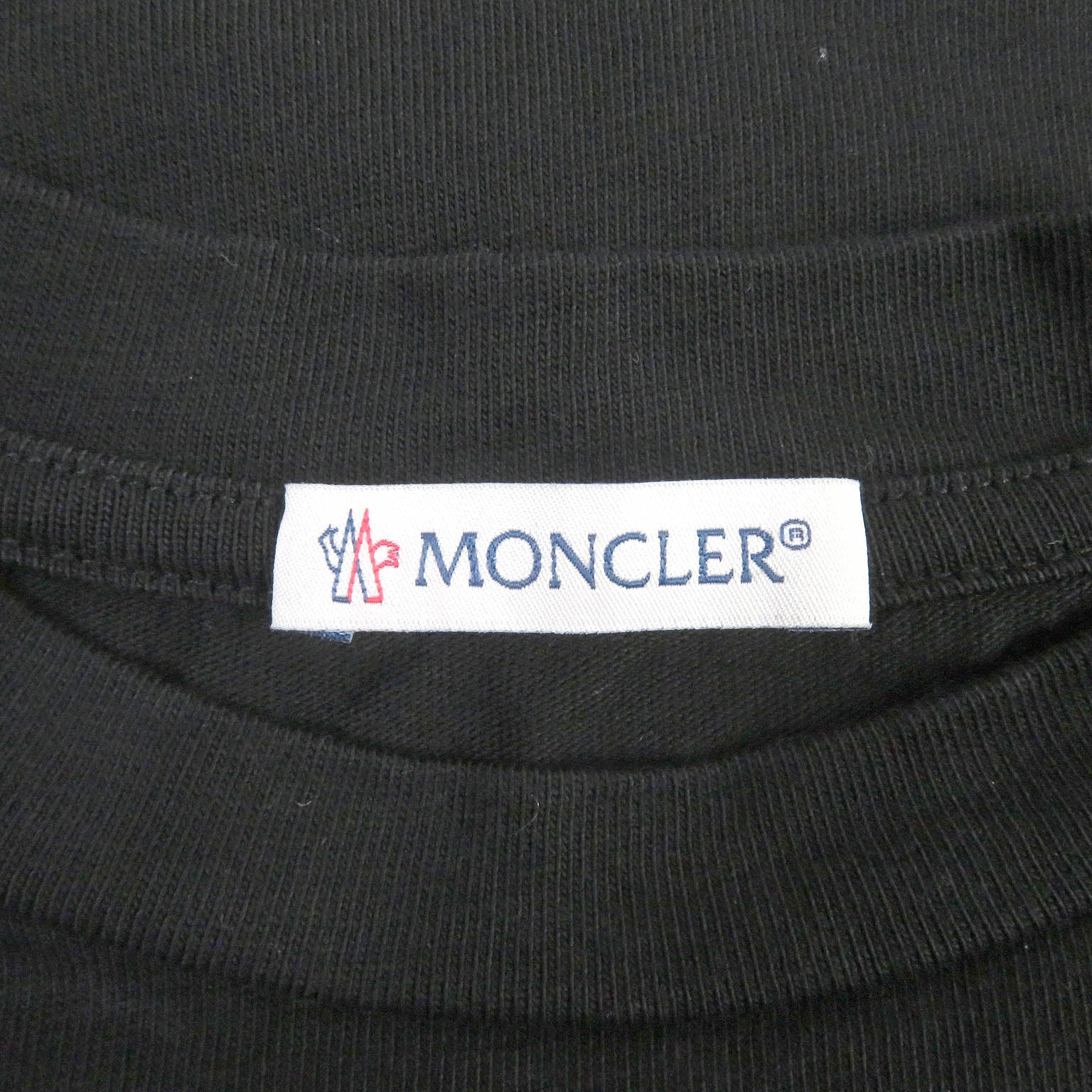 Moncler Cotton Logo Patch Crew Neck T-Shirt Black L