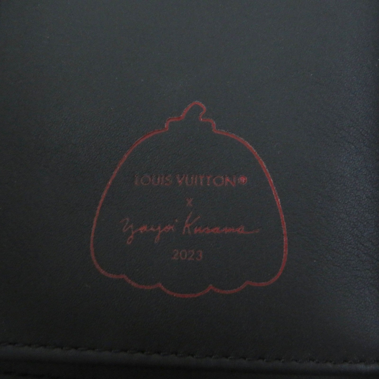 Louis Vuitton Infinity Dot Zippy Wallet M81904