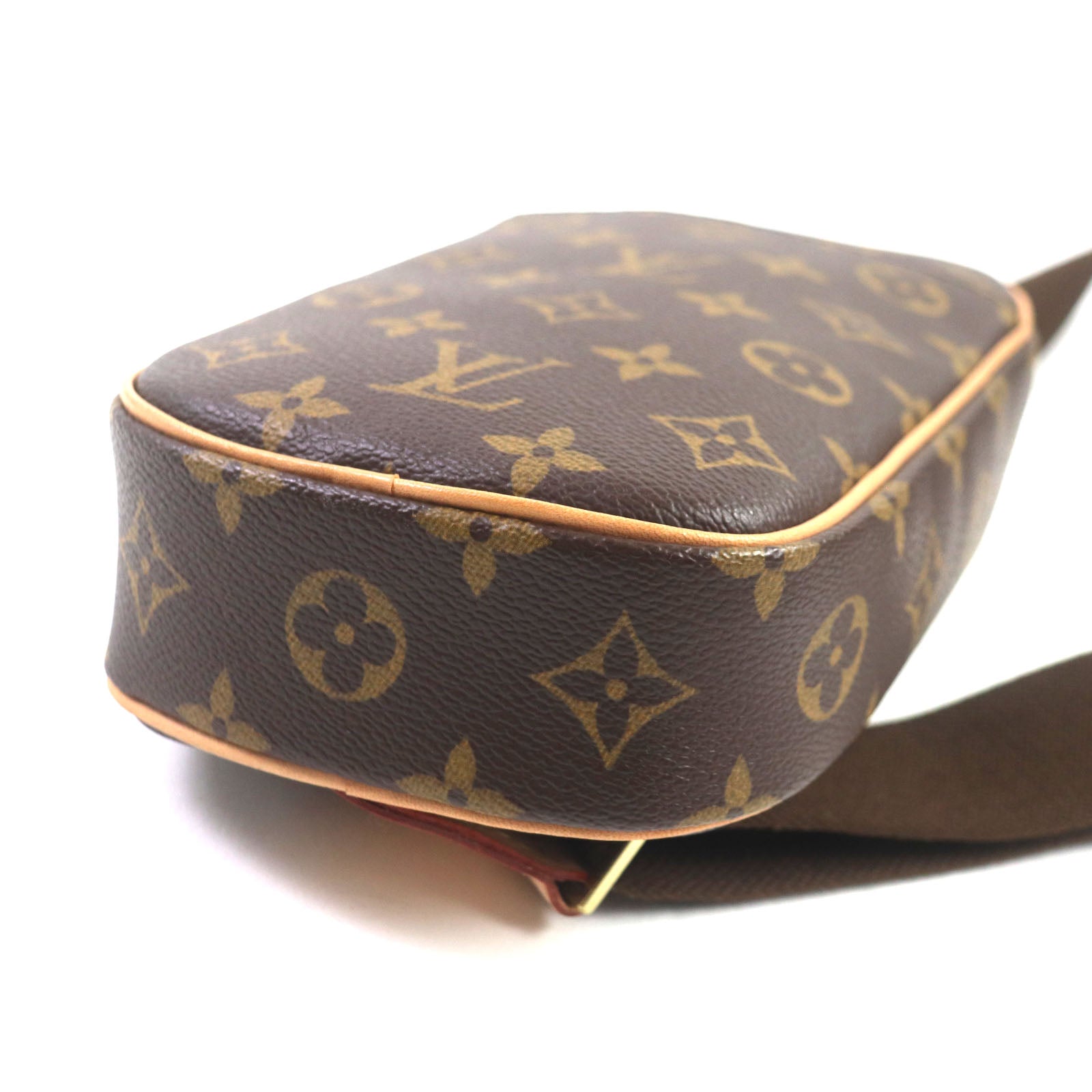 Louis Vuitton Monogram Pochette Gange Body Bag