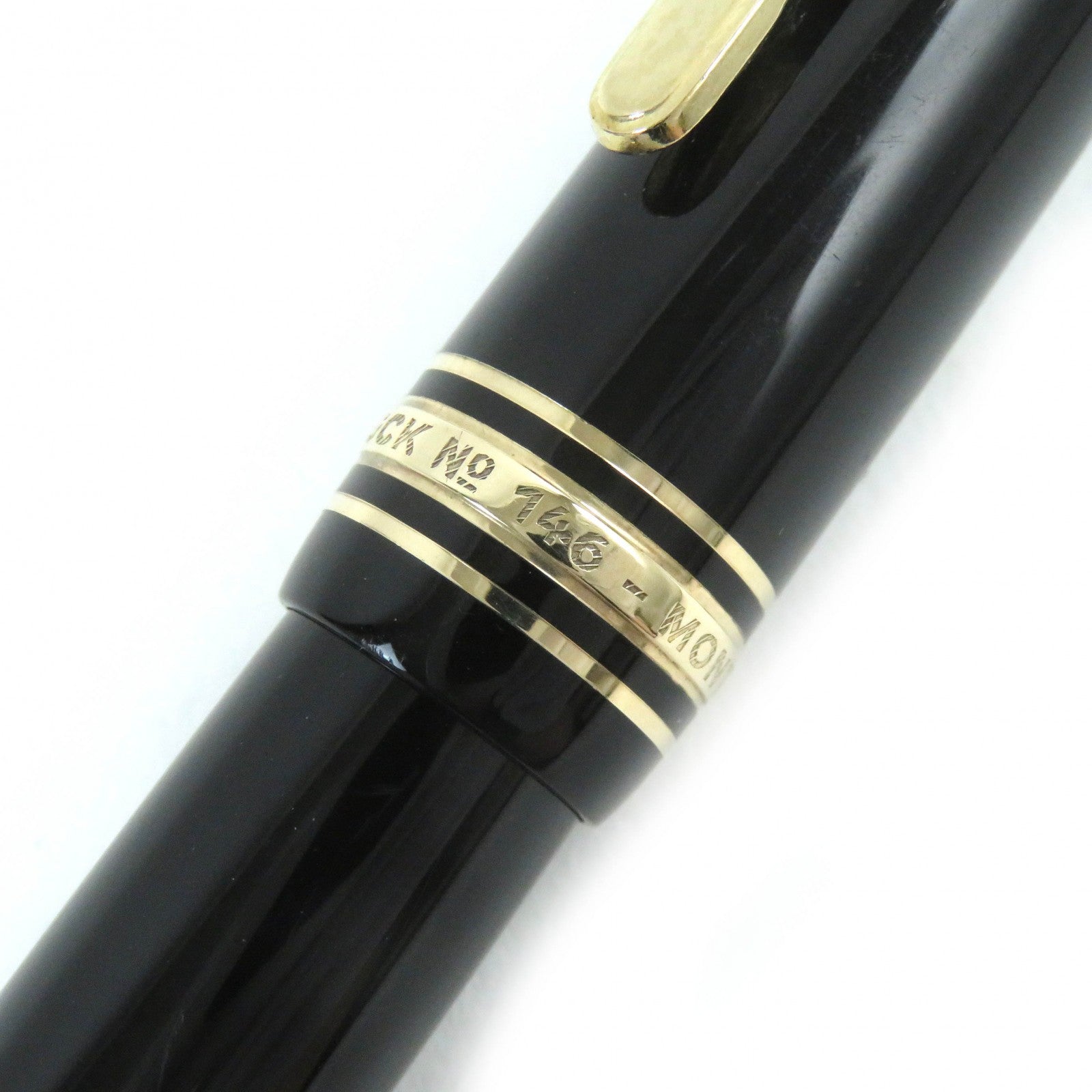 Montblanc Meisterstck No.146 18K F nib pen