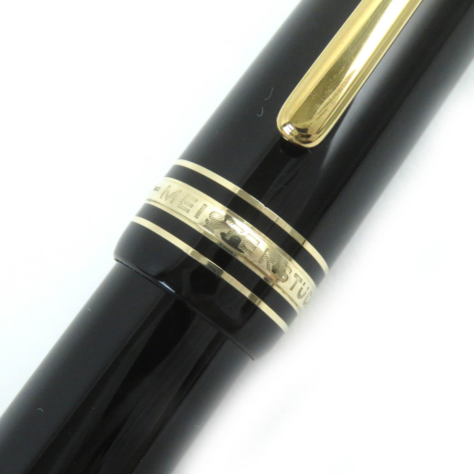 Montblanc Meisterstuck 149 Fountain Pen 18K Nib