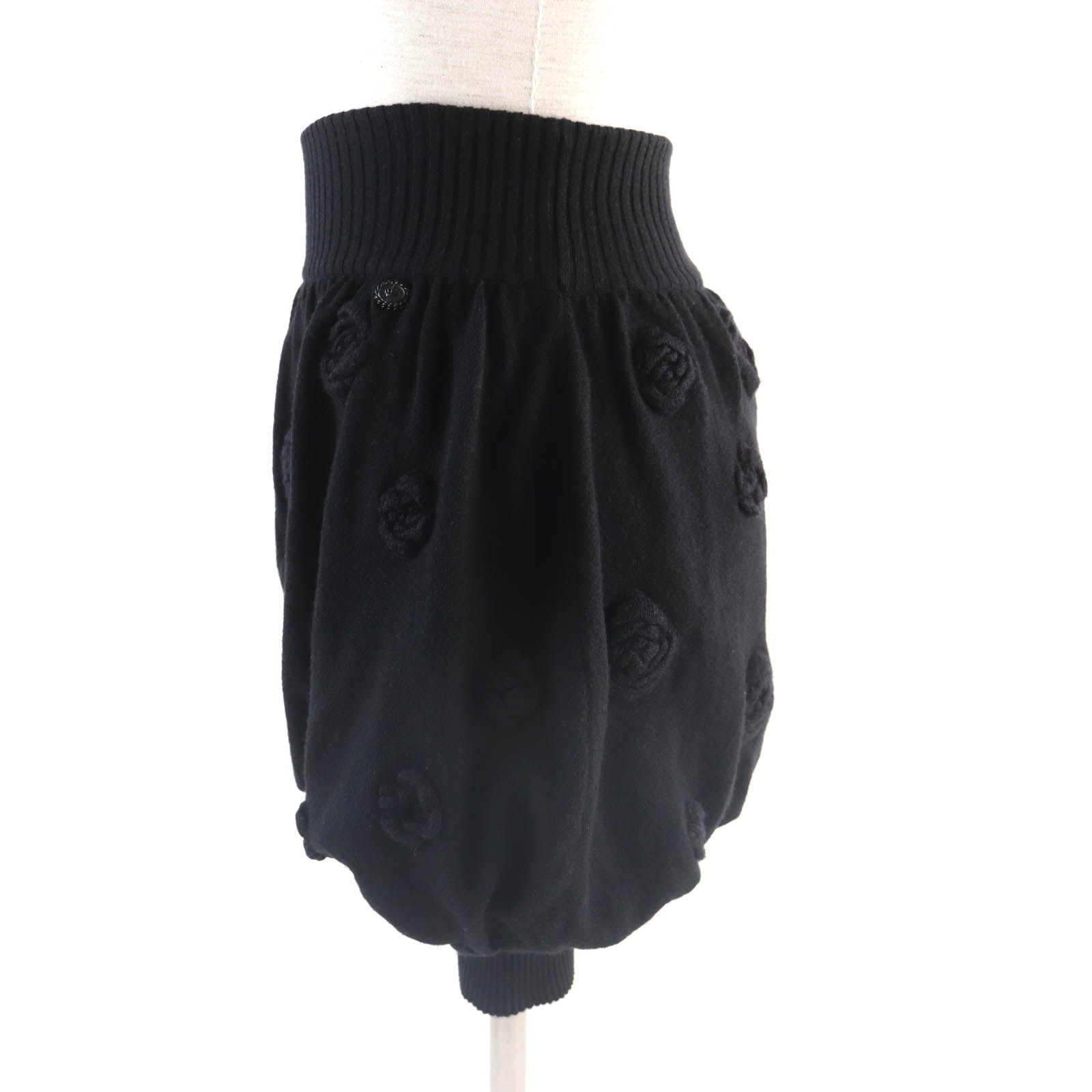 Chanel Camellia COCO Button Knit Skirt Black 34