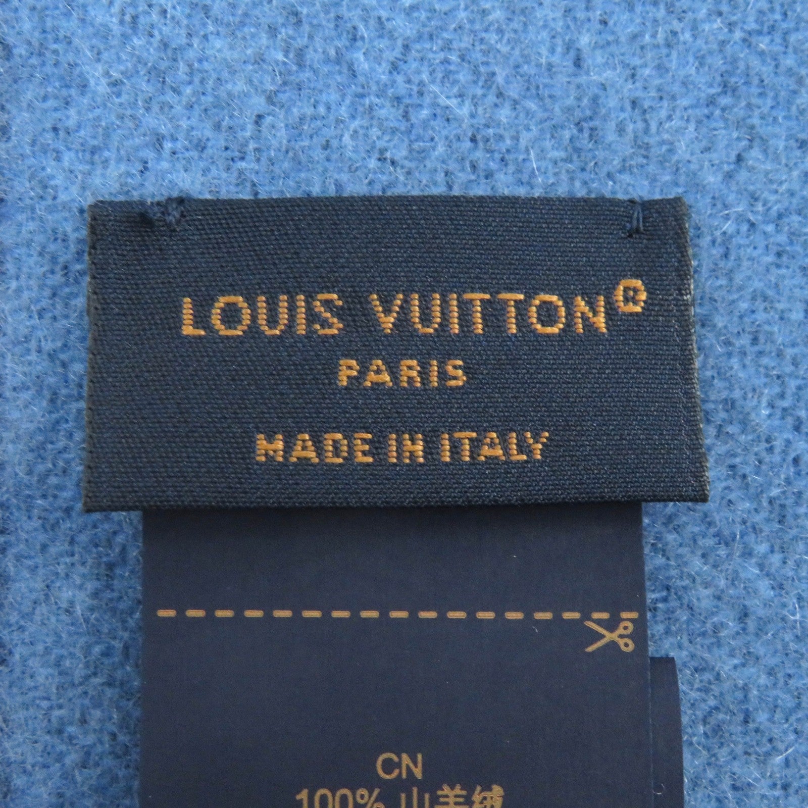 Louis Vuitton Cashmere Muffler Scarf M79099