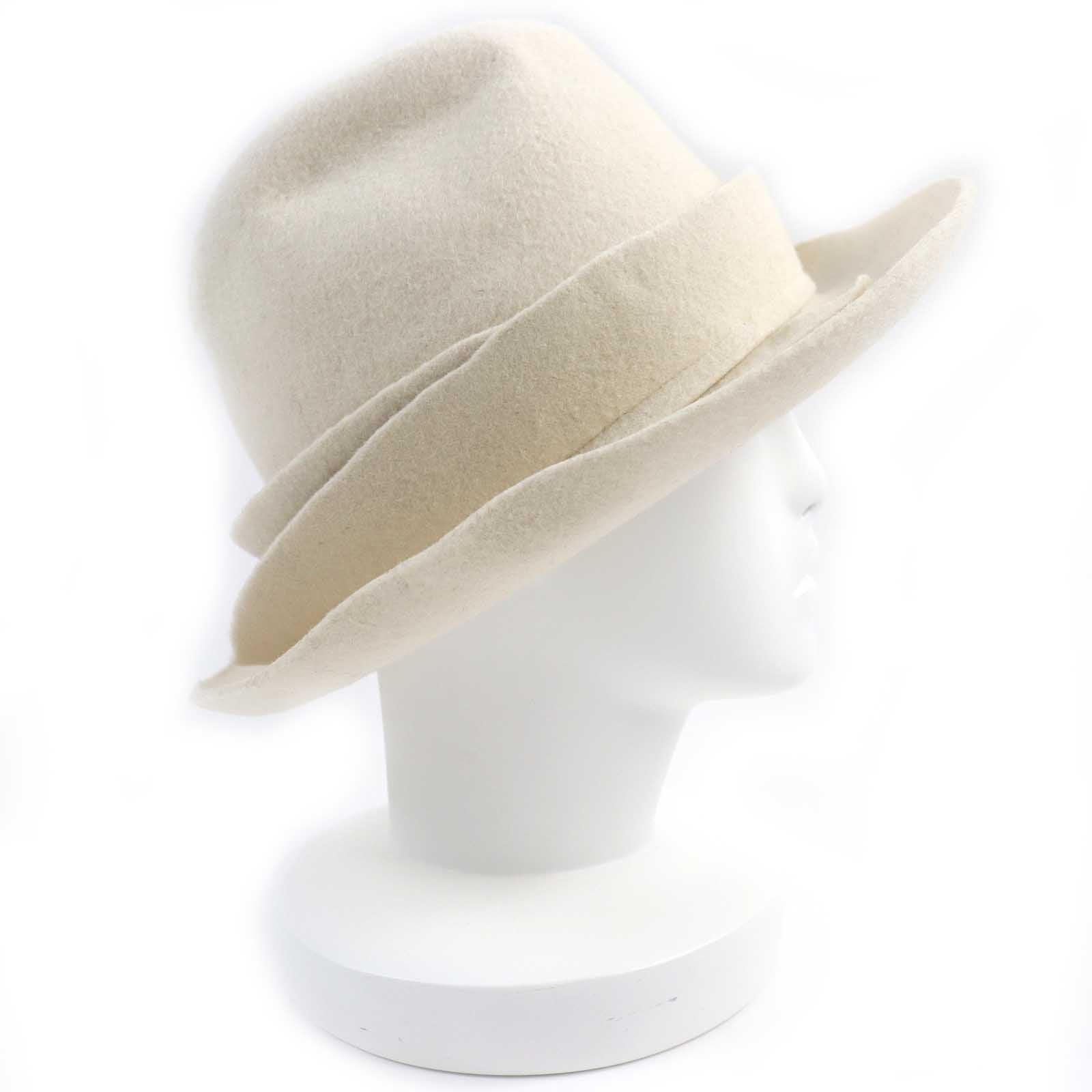 COMME des GARCONS SCHA Wool Hat Ivory M