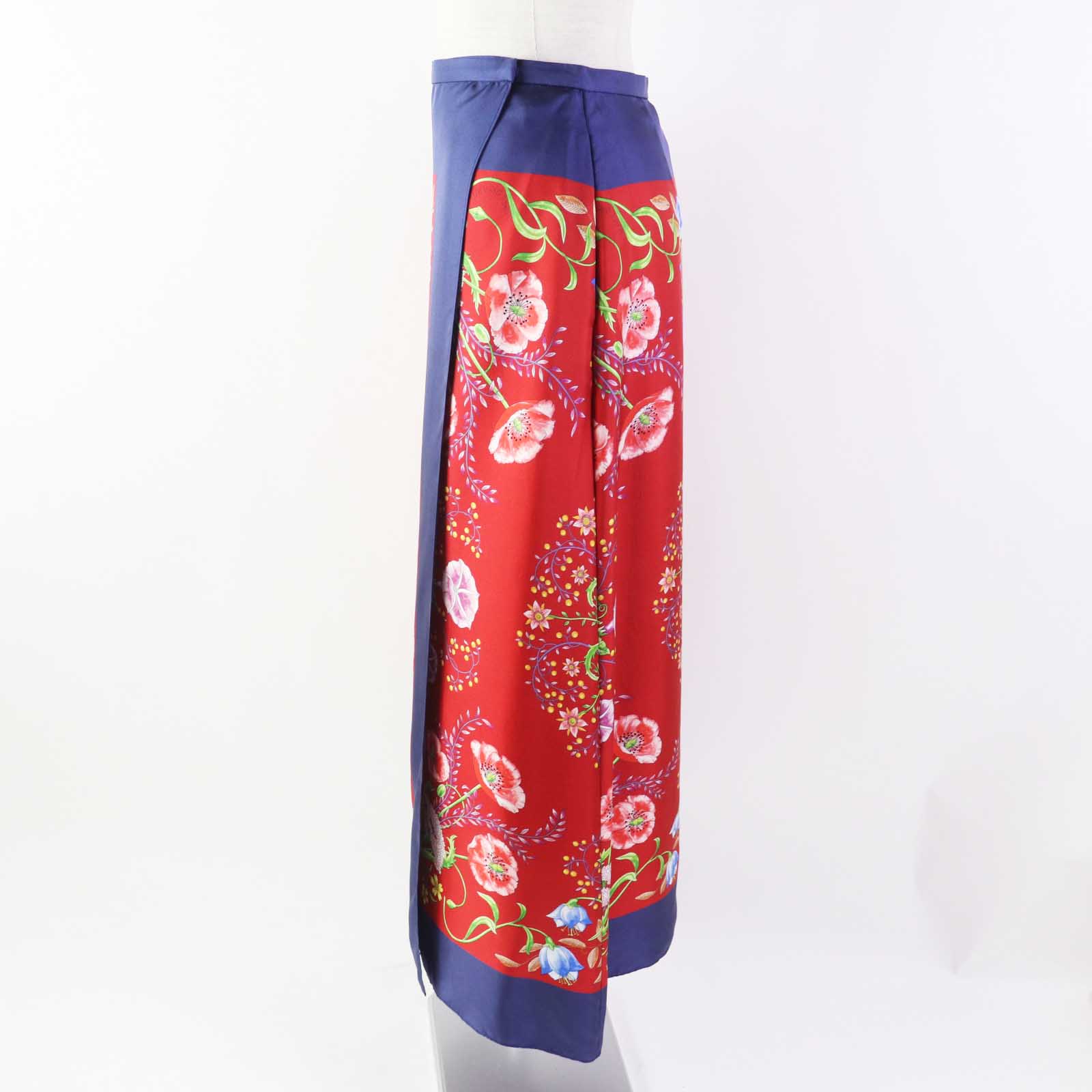 Gucci Silk Logo Floral Wrap Skirt Navy Red 36