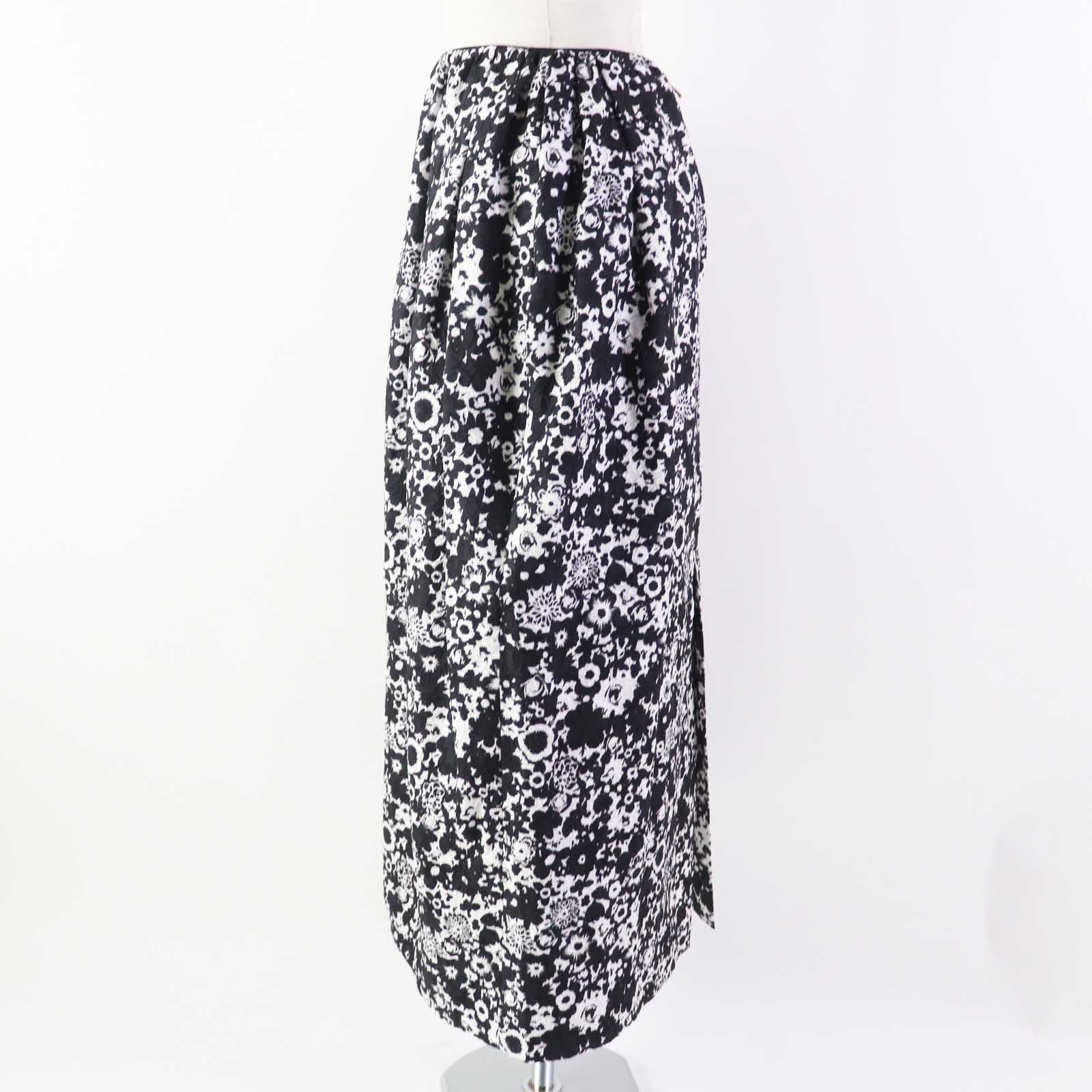 Wool Nylon Floral Jacquard Long Skirt Black White