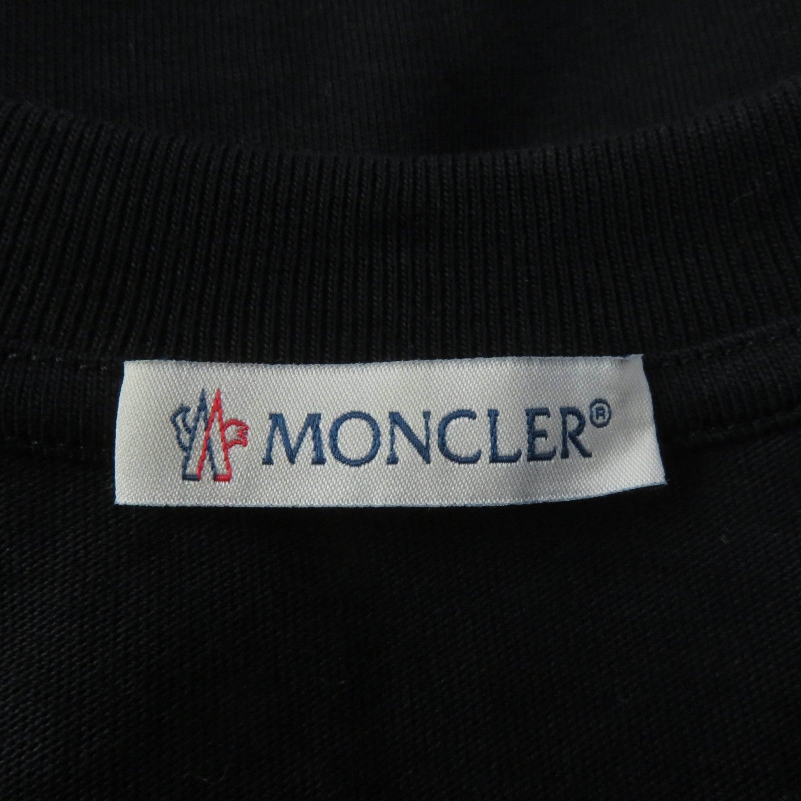 Moncler Cotton Logo Patch T-Shirt Black M