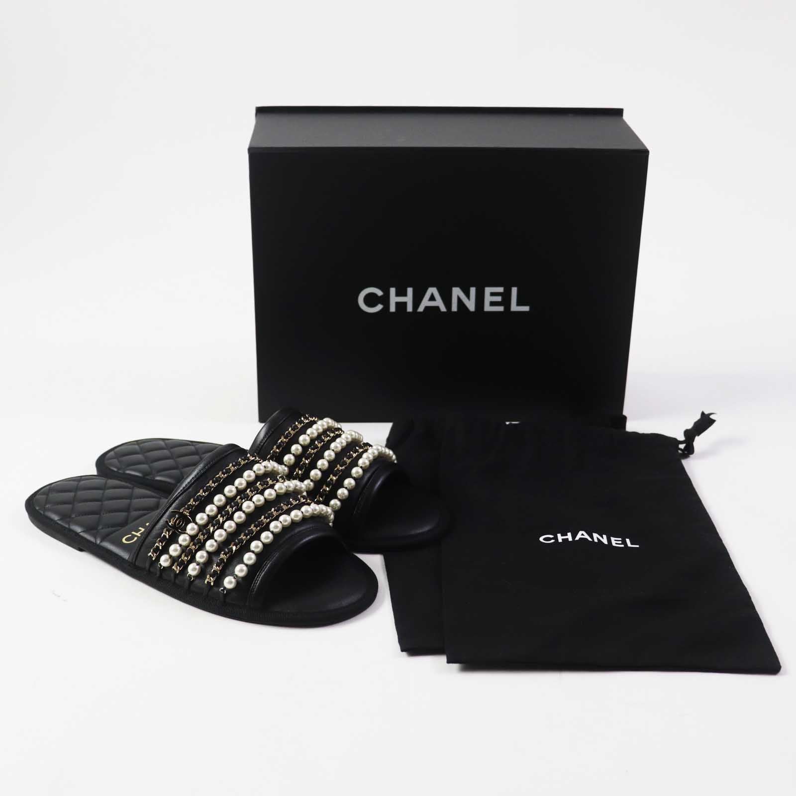 Chanel G36005 Pearl Chain Leather Sandals