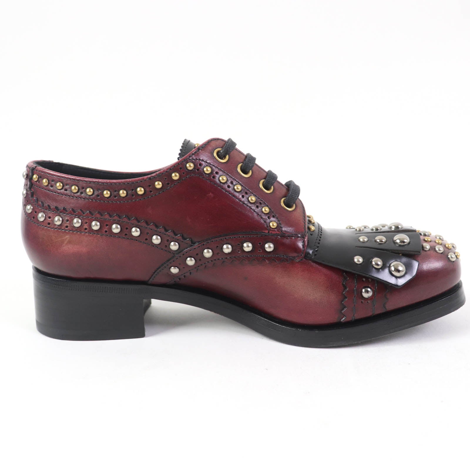 Prada Leather Lace-up Shoes 1E150H