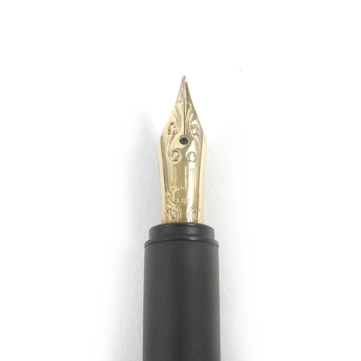 Dunhill K14 F Nib Fountain Pen Gold