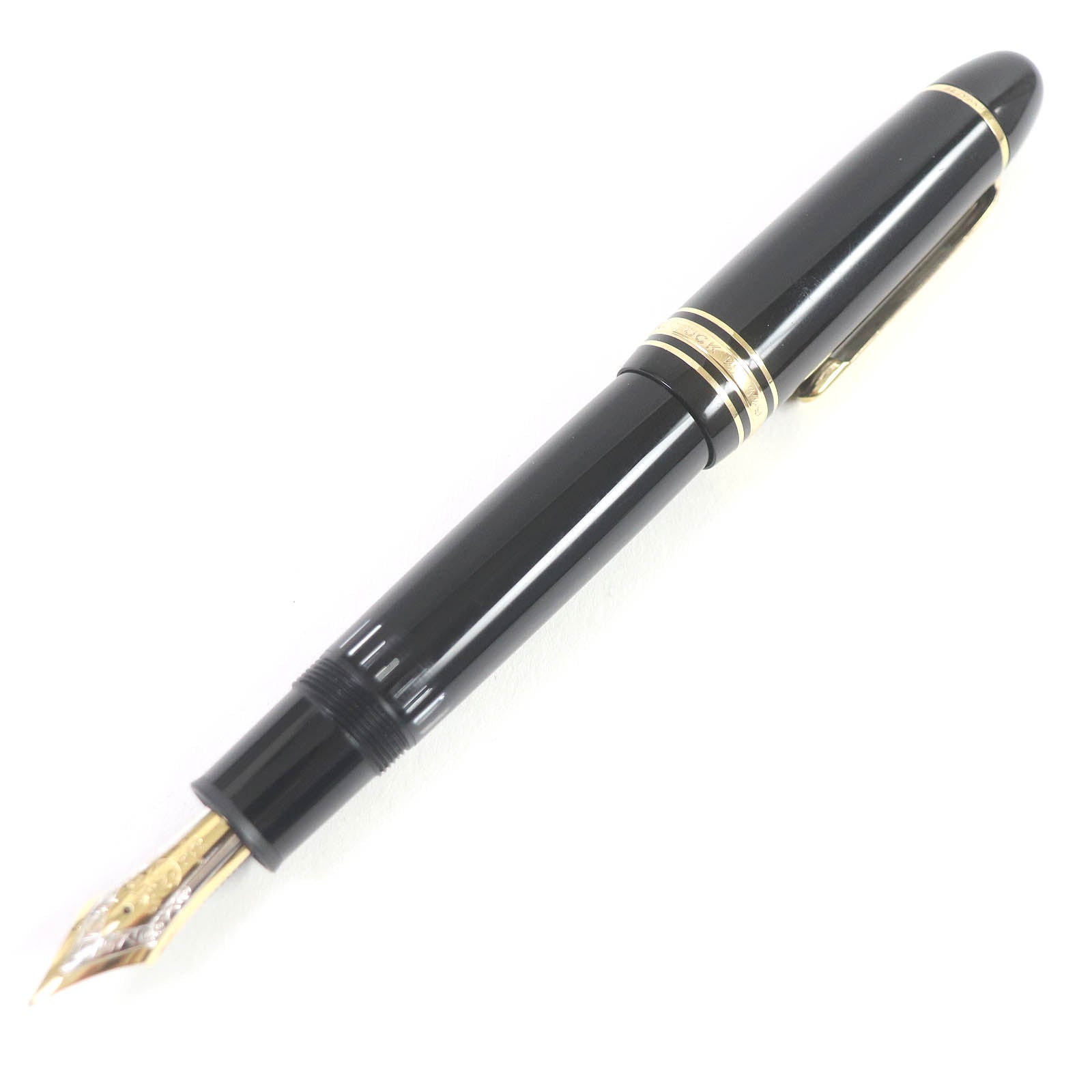 Montblanc Meisterstuck 149 Fountain Pen Black Gold