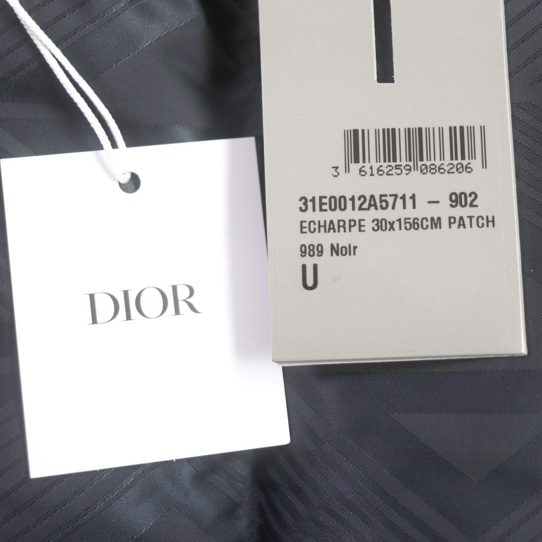 DIOR CD Diamond Mirror Jesky Down Jacket with Logo Patch Scarf Black