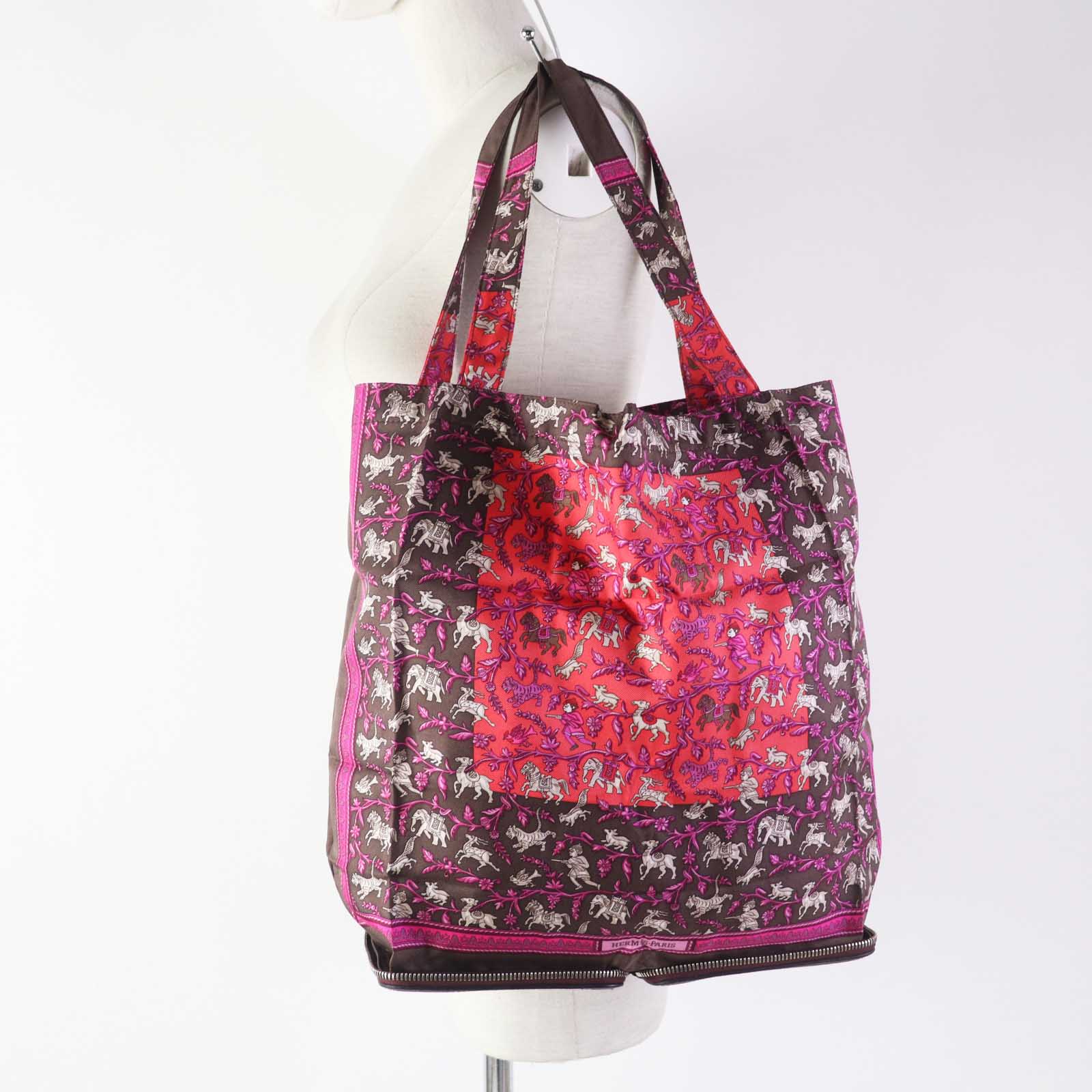 HERMES Silk Tote Bag Chasse En Inde