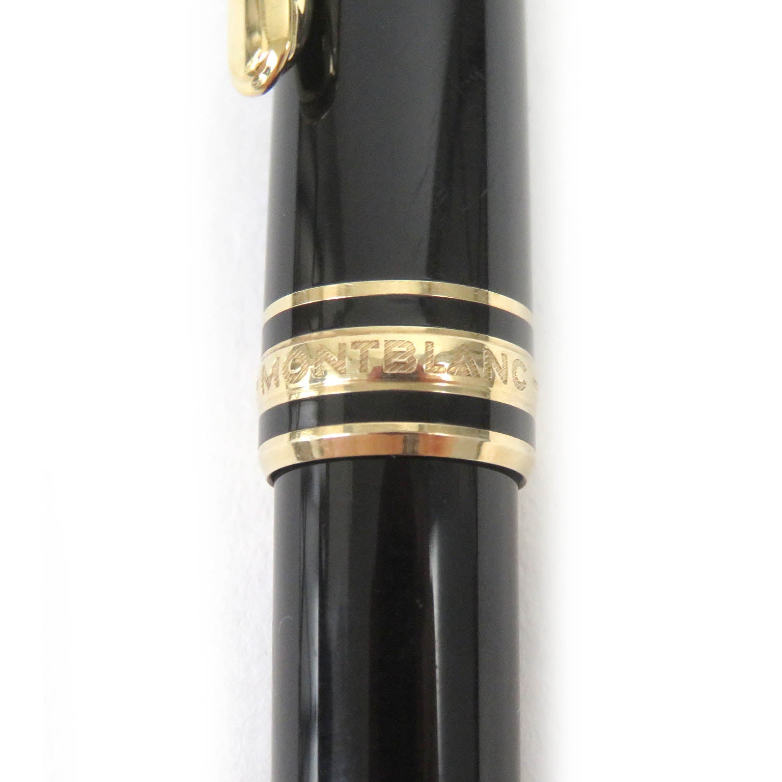 Montblanc Meisterstuck Classic Ballpoint Pen