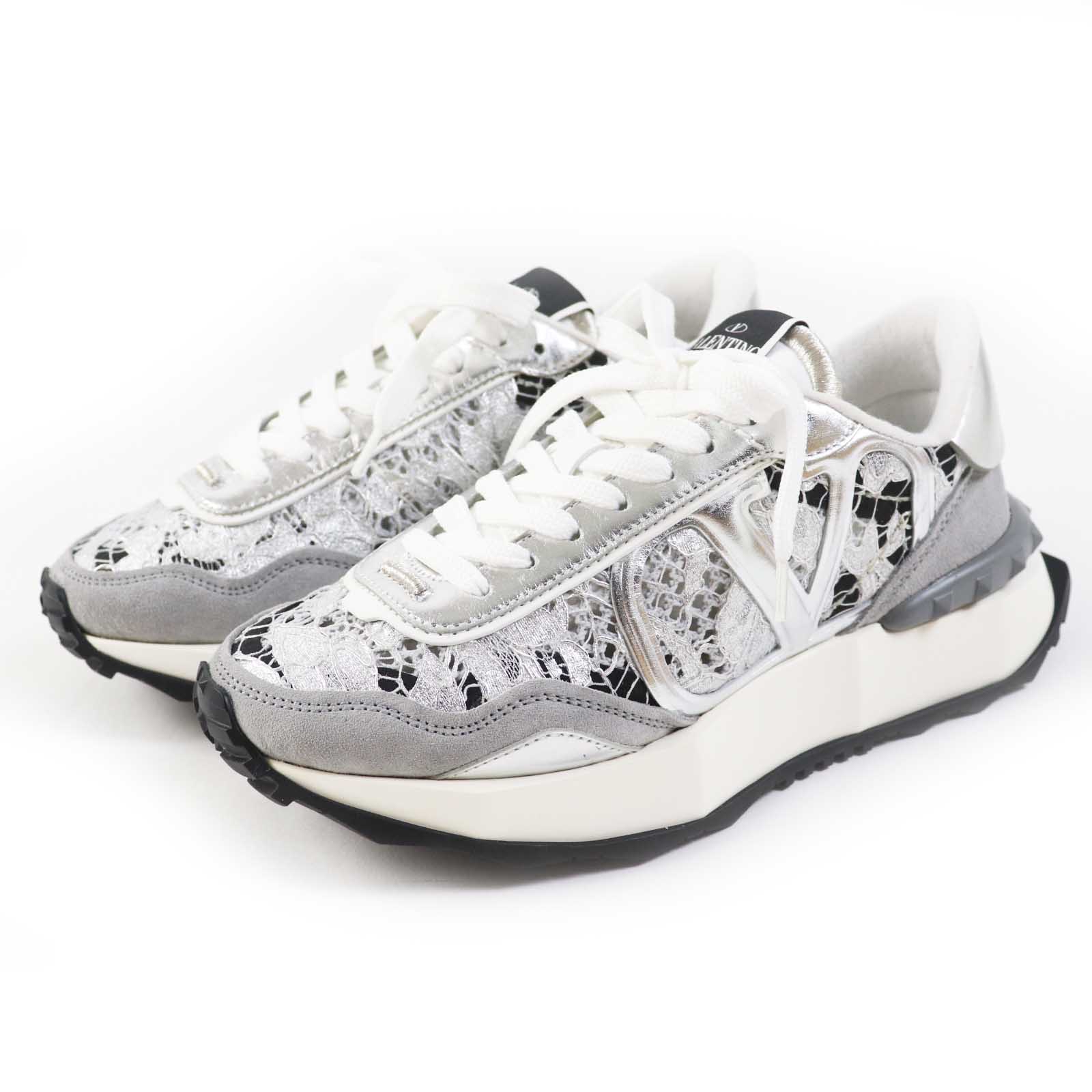 Valentino VLogo LACERUNNER Leather Sneakers