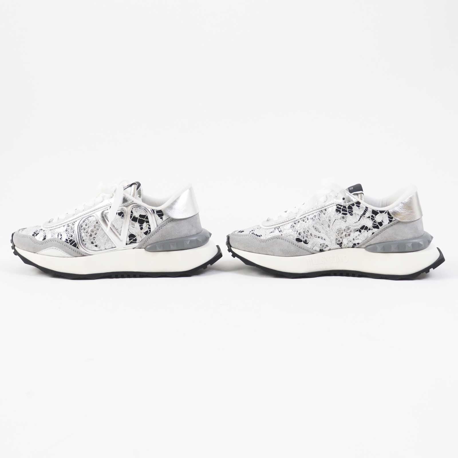 Valentino VLogo LACERUNNER Leather Sneakers