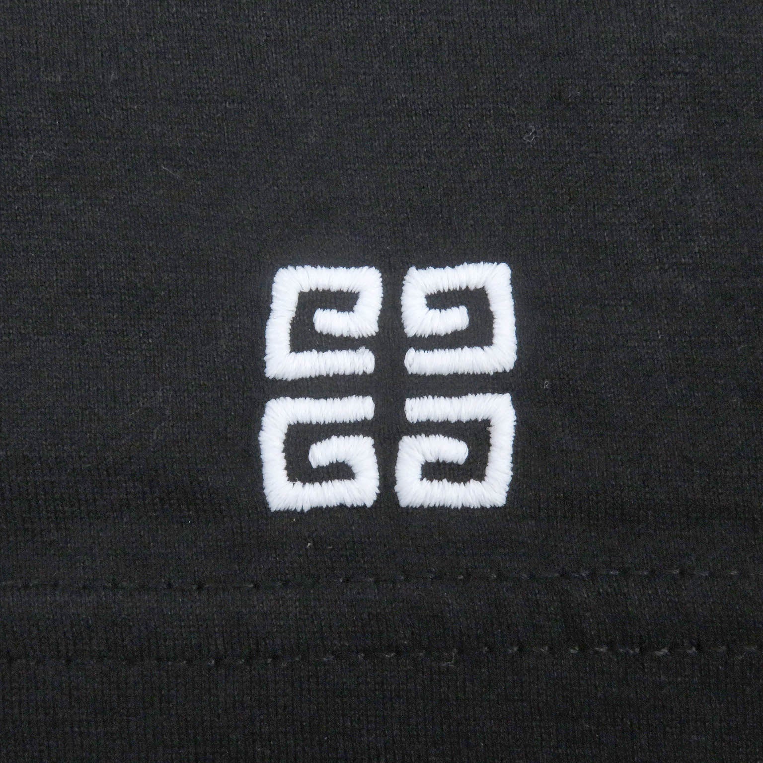 Givenchy 4G Logo Embroidery T-shirt Black L