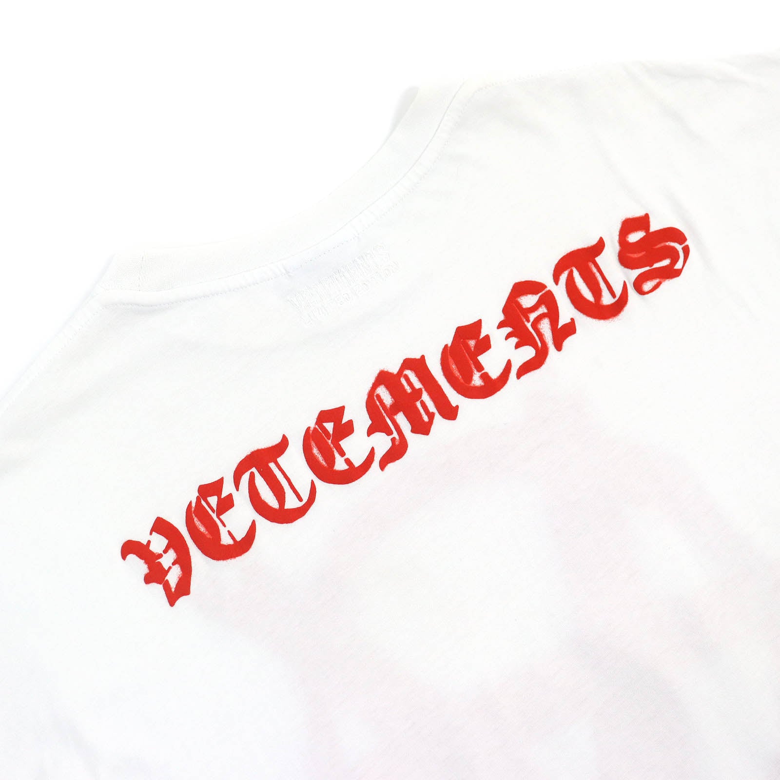 VETEMENTS Anarchy Gothic Logo T-Shirt White S