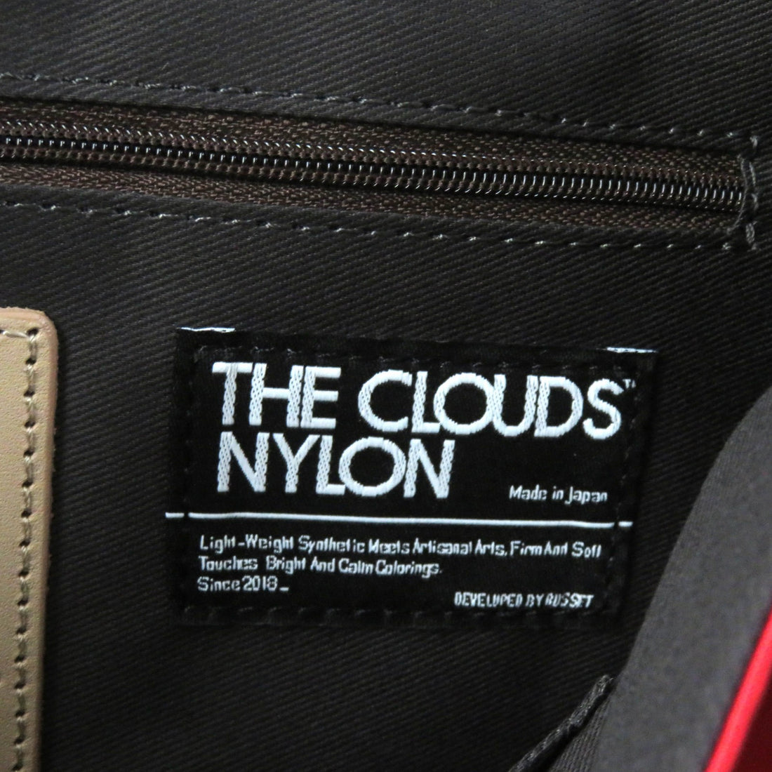 Russet The Clouds Nylon Leather 2way Handbag