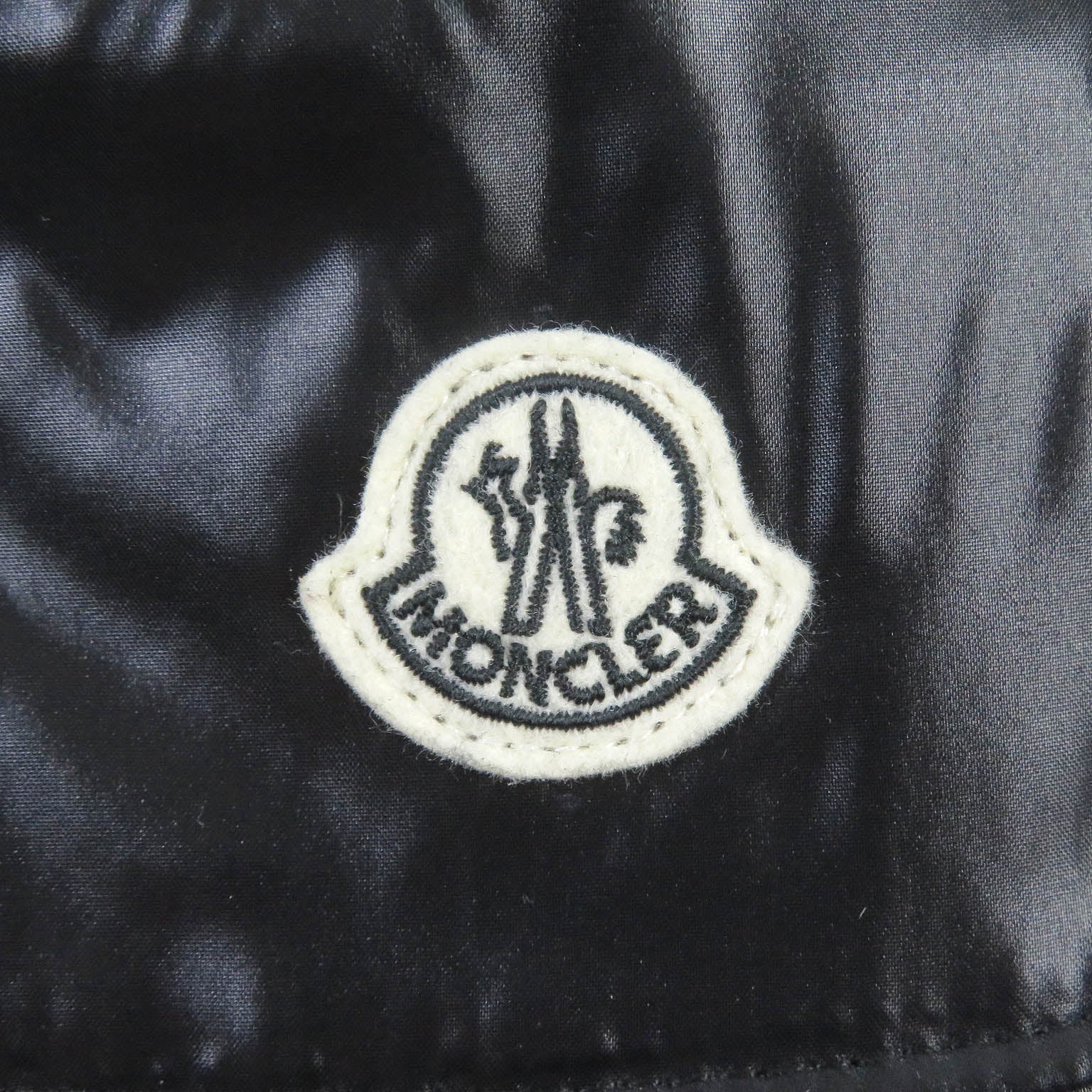 Moncler Reversible Bucket Hat Black XL