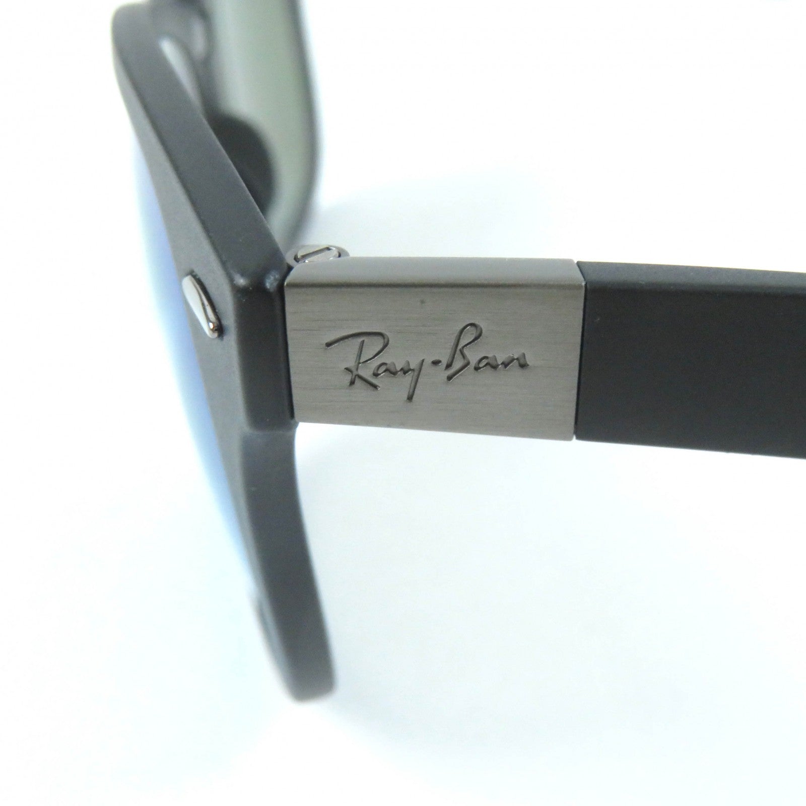 Ray-Ban RB4223 Foldable Sunglasses Black