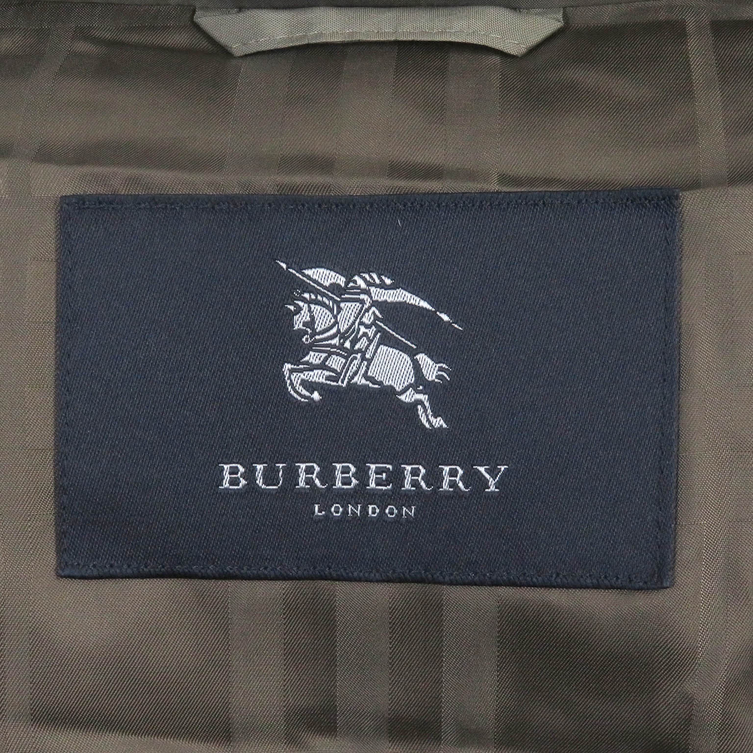 Burberry Blue Frost Down Jacket Khaki M