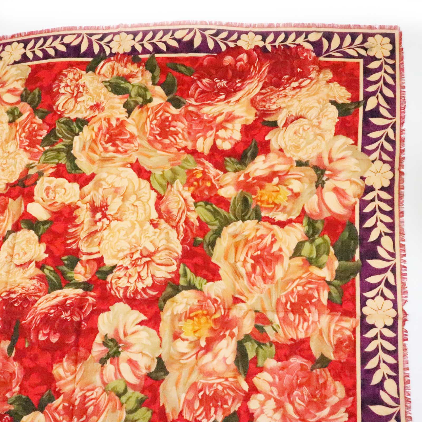 Gucci Wool Silk Flower Print Scarf