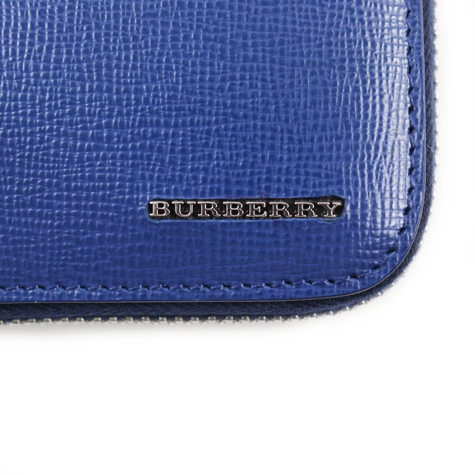 Burberry Leather Round Zip Long Wallet 4065520