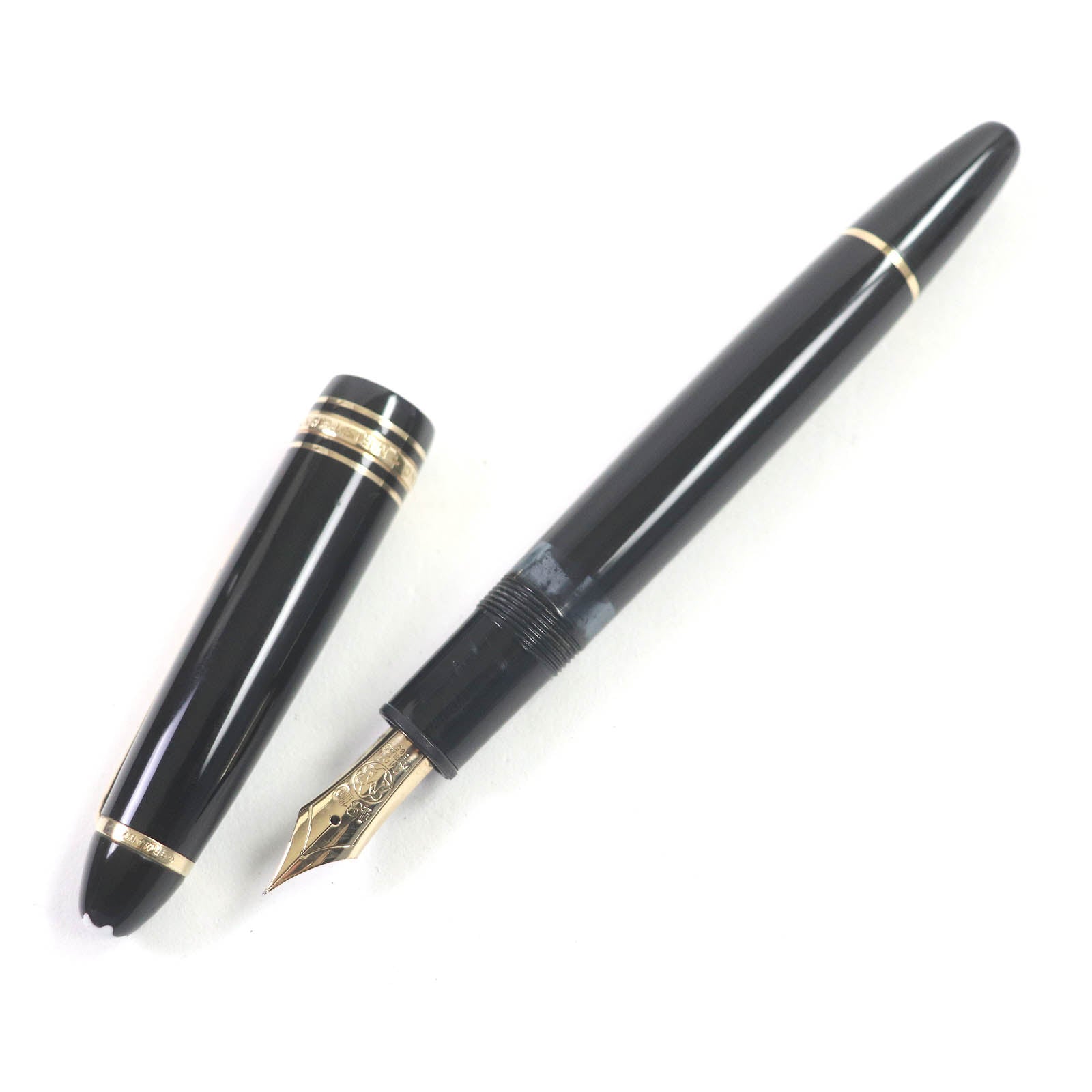 Montblanc Meisterstuck No.146 Fountain Pen Black Gold