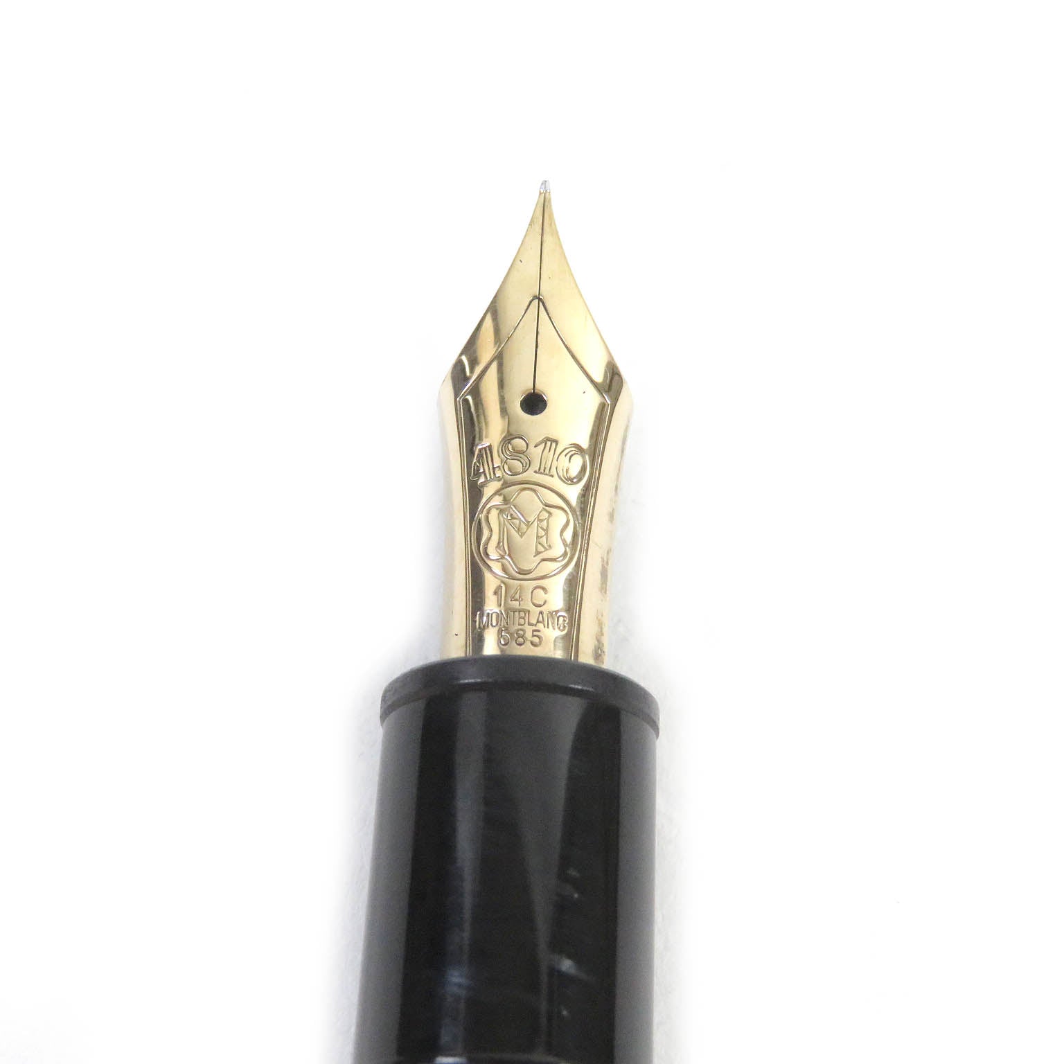 Montblanc Meisterstuck No.146 Fountain Pen Black Gold