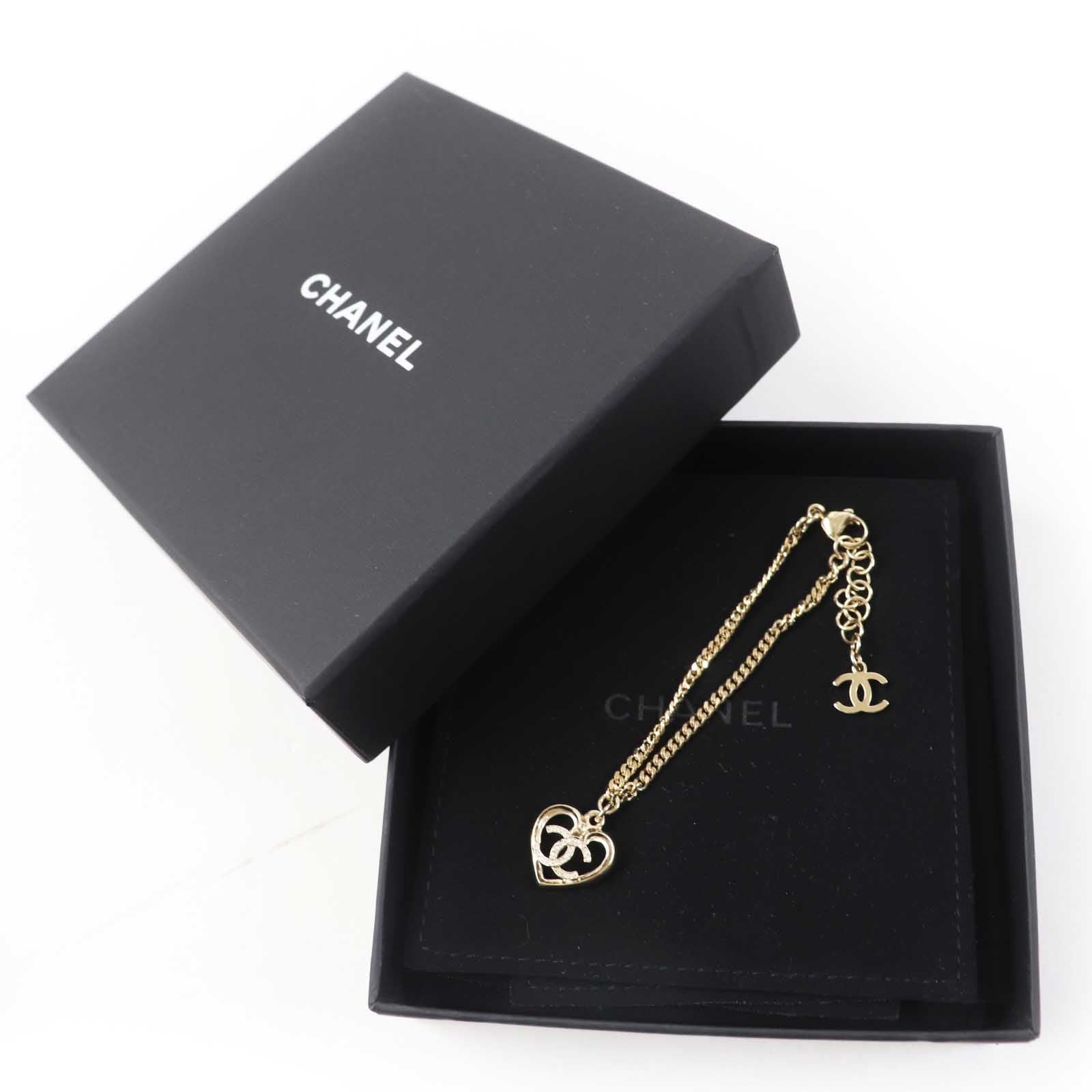 Chanel COCO Mark Heart Chain Bracelet