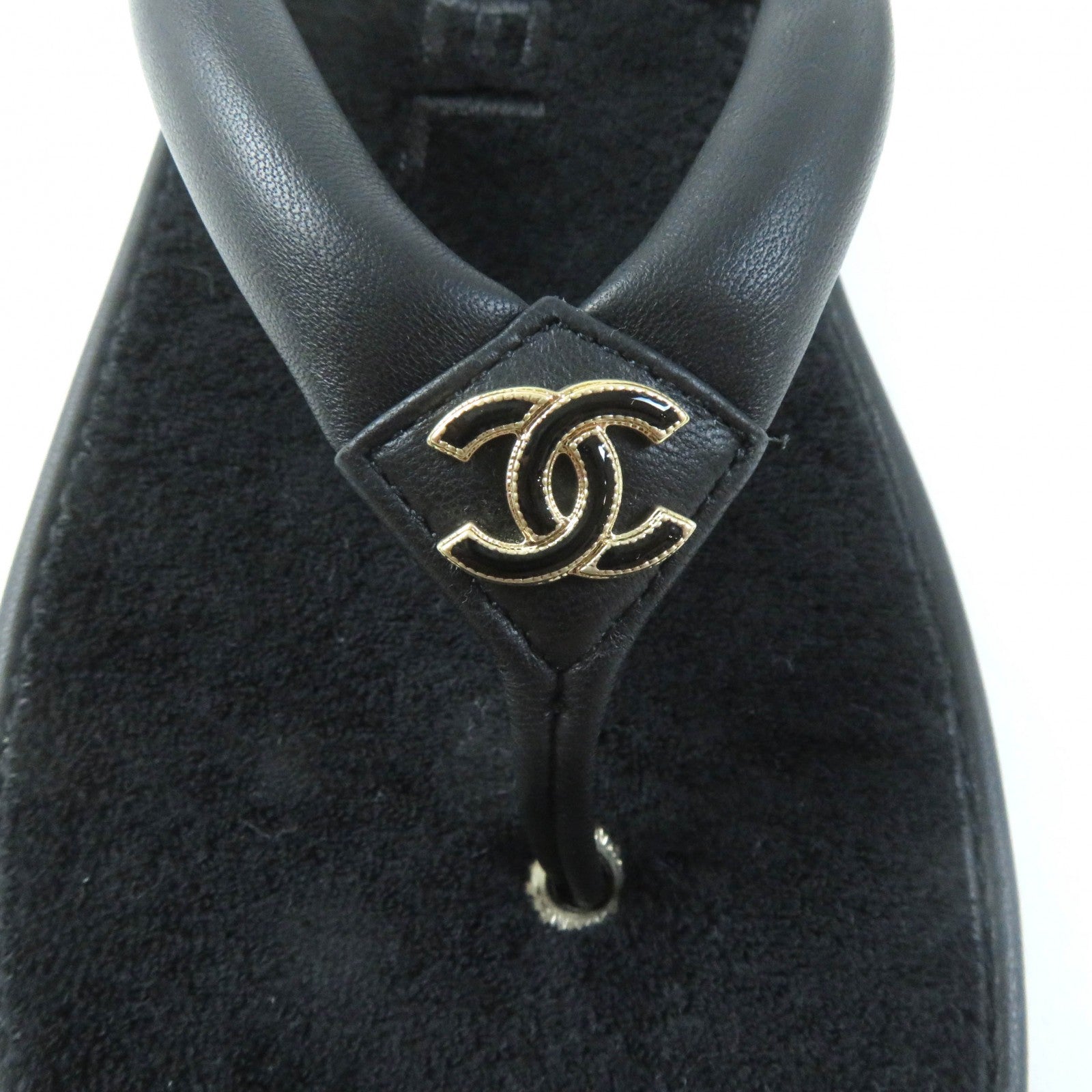 Chanel Leather Thong Sandals Black 39