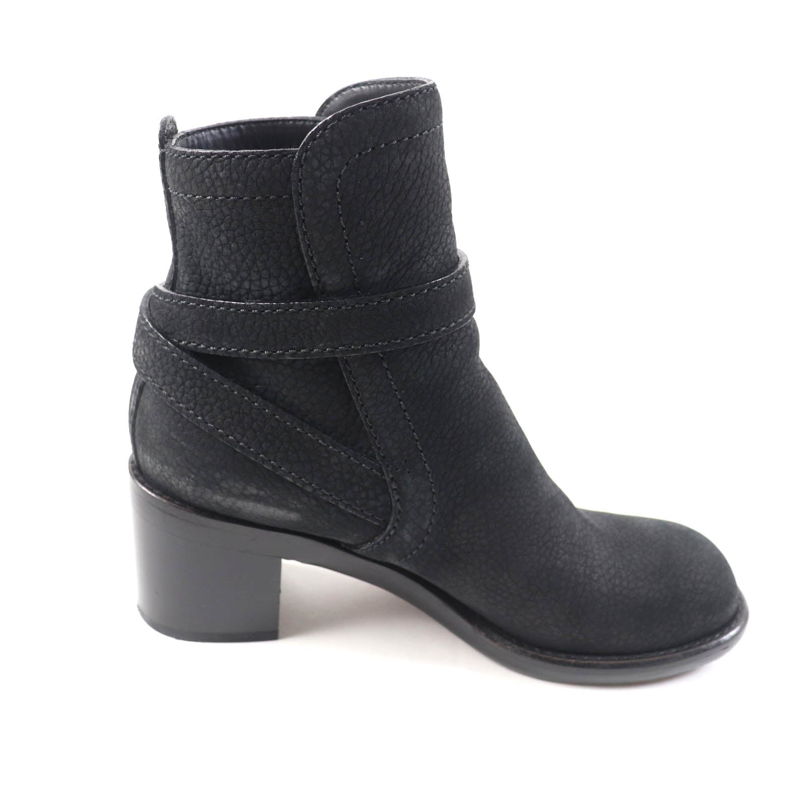 Louis Vuitton Leather Ankle Boots Black 38